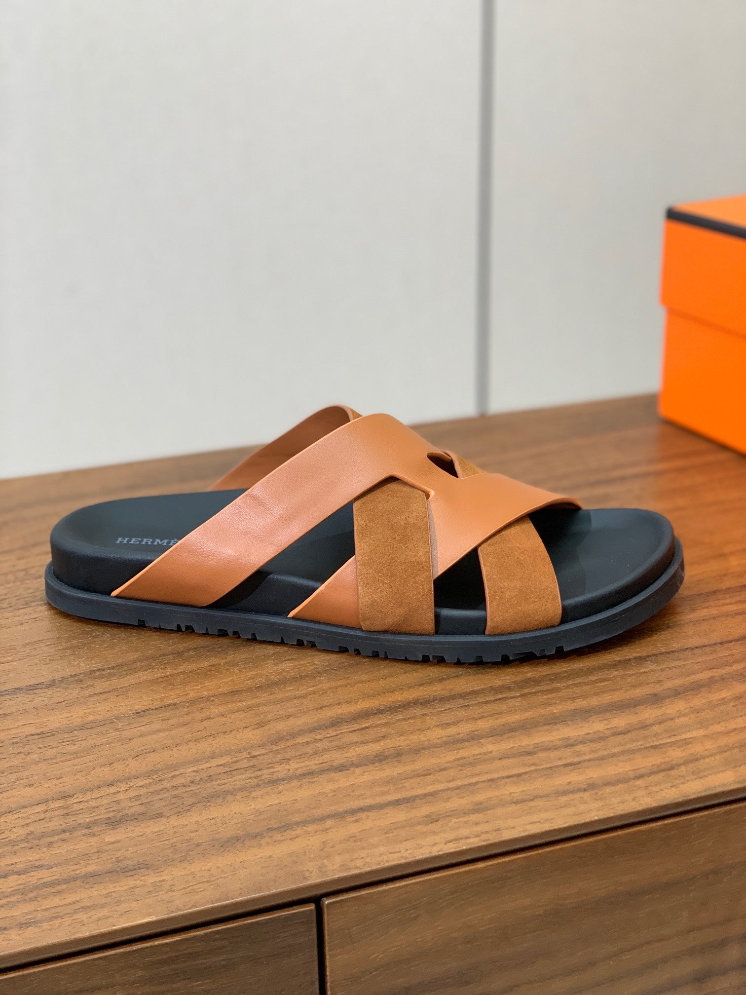 HM Kazimir Sandal Brown Black Suede Calfskin 294039