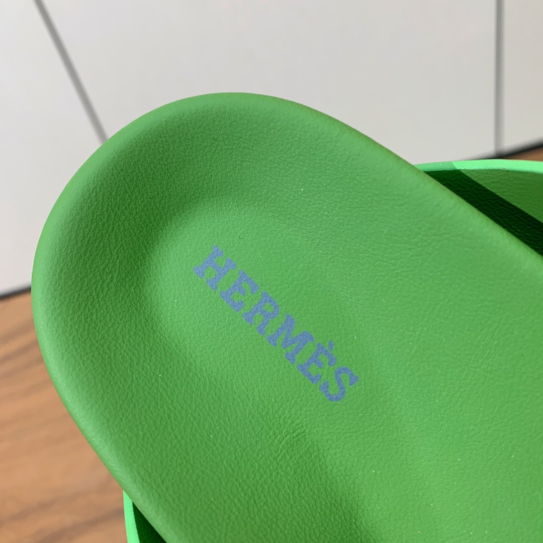 HM Kazimir Sandal Green Suede Calfskin 293990