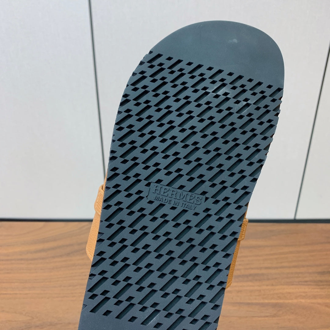 HM Jackson Sandal Brown Cowhide 294058