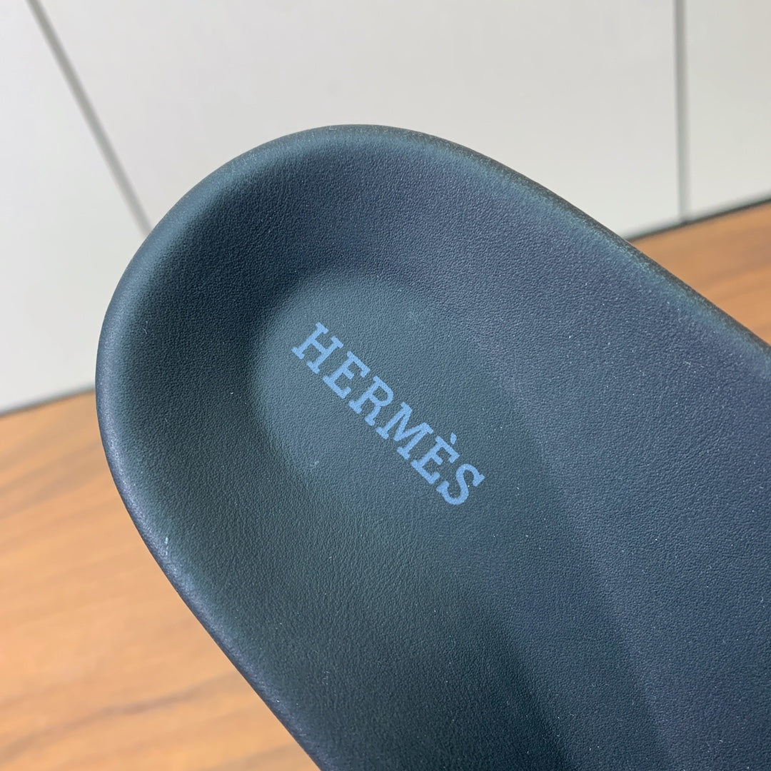 HM Jackson Sandal Brown  Cowhide 294065