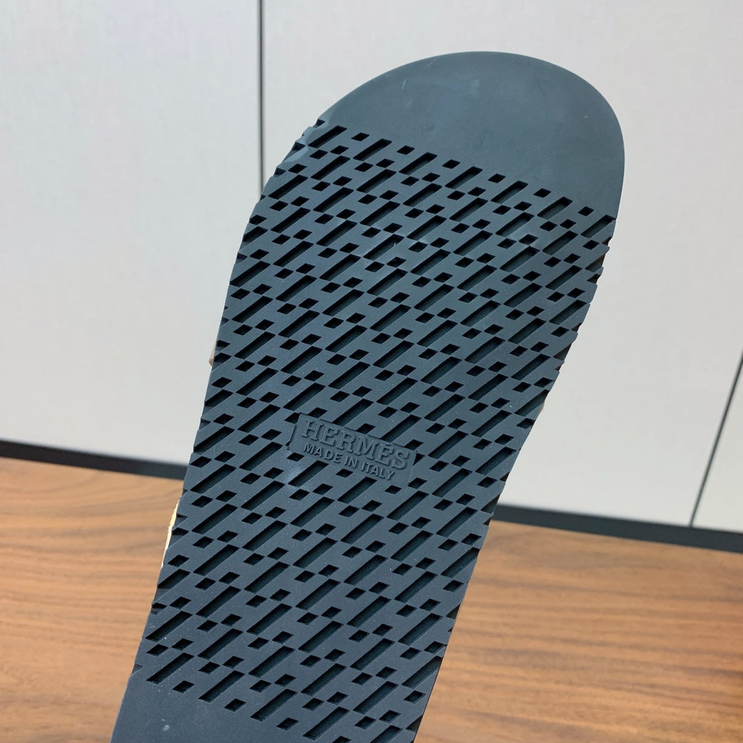 HM Heracles Sandals Etoupe Beige Frabic Calfskin 294069