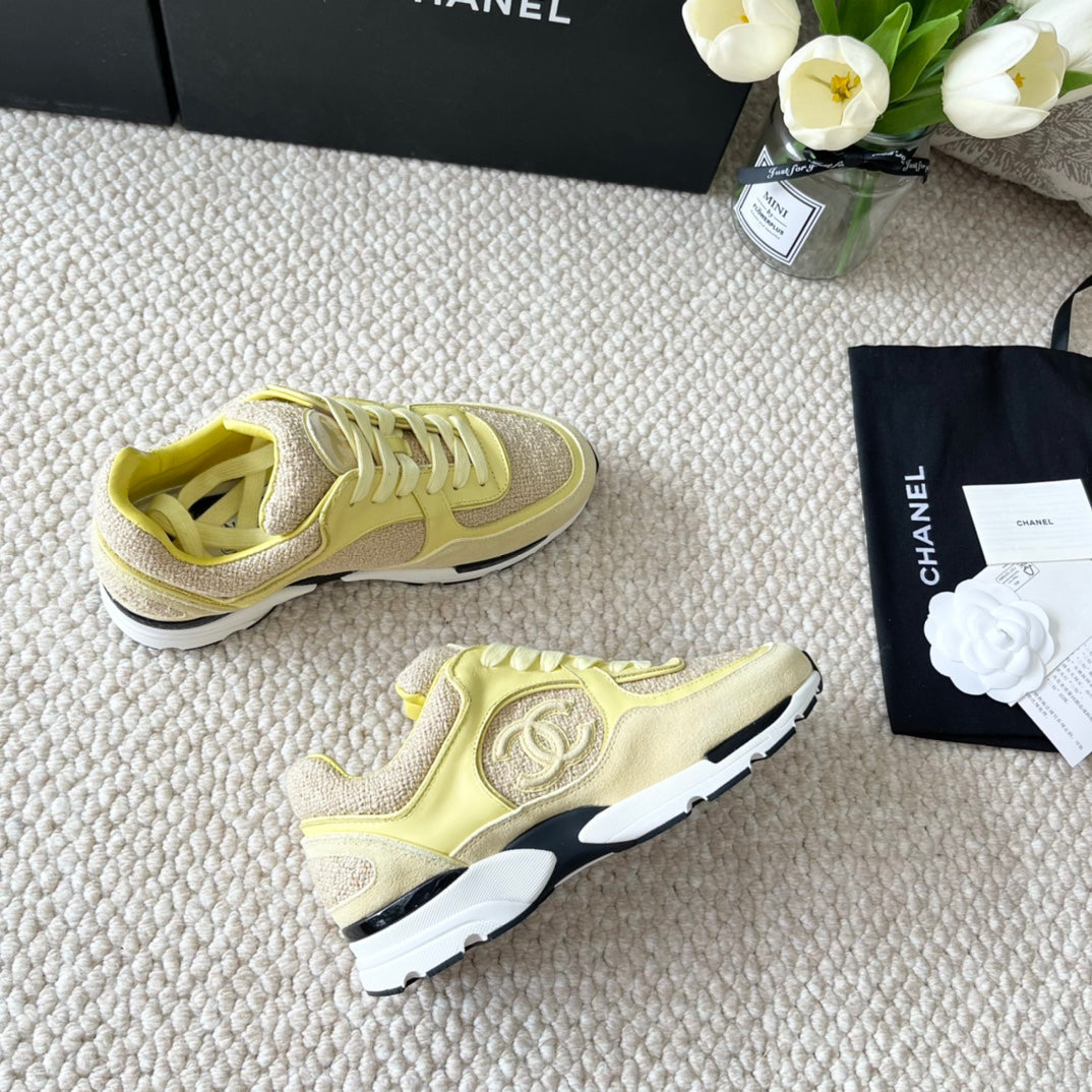 CC SNEAKER IN LIGHT YELLOW WOOL TWEED AND SUEDE