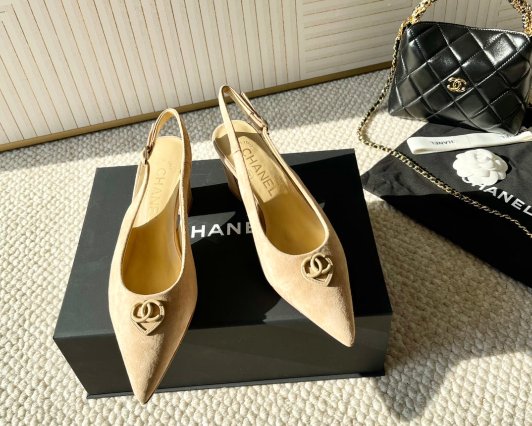 CC Slingback In Beige Suede 151518