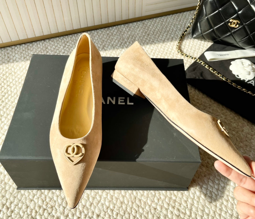 CC Ballet In Beige Suede 151519