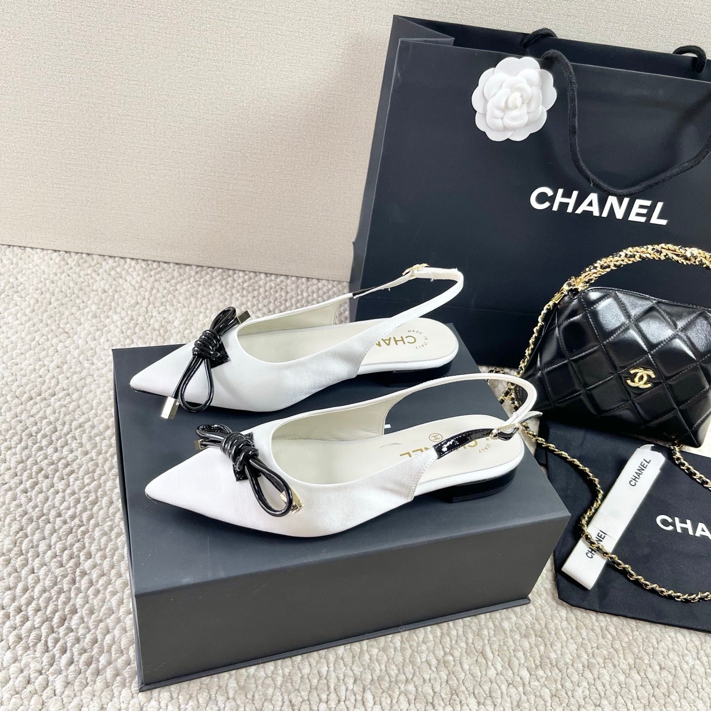 CC 25 Slingback Flats White Silk 330922