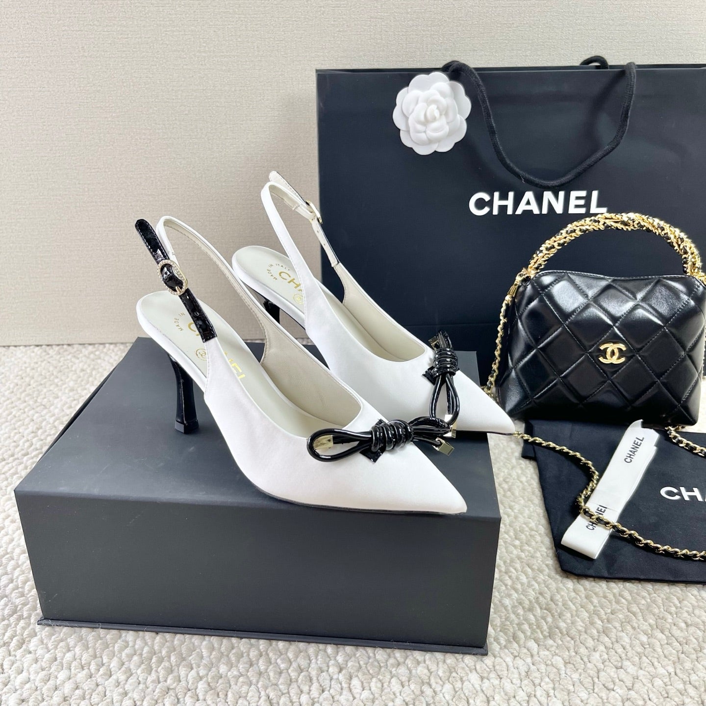 CC 25 Slingback High Heel White Silk 330923