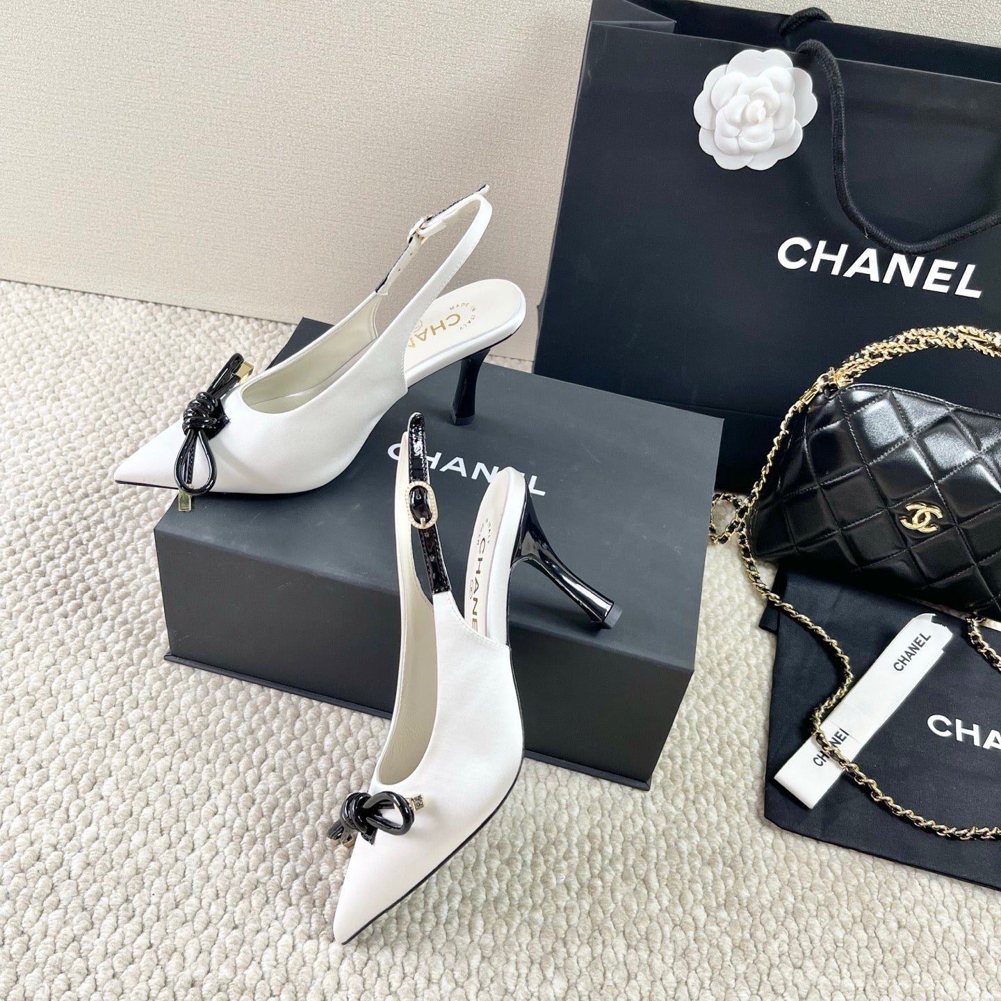 CC 25 Slingback High Heel White Silk 330923