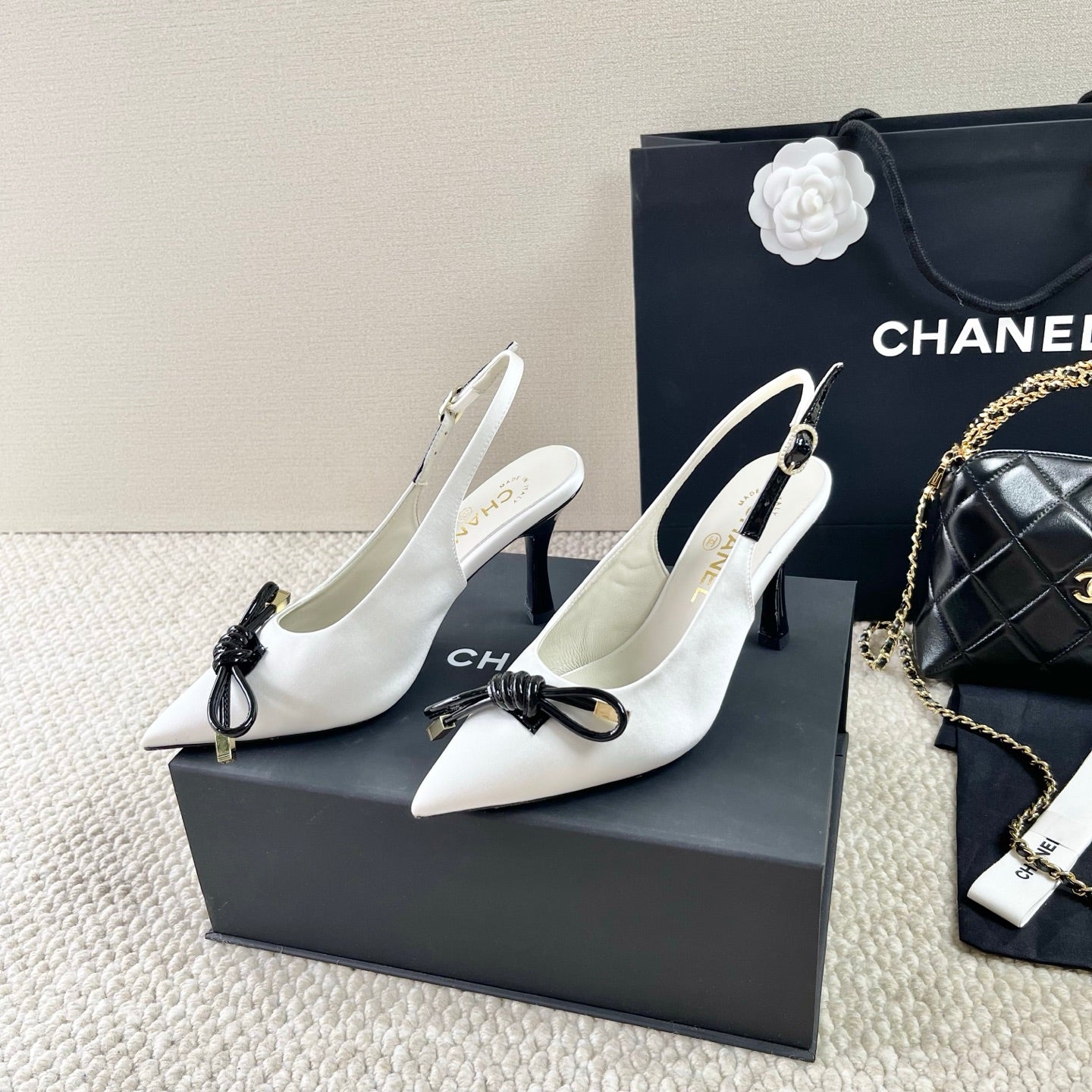 CC 25 Slingback High Heel White Silk 330923