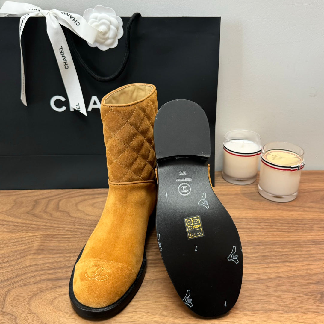 CC Short Boots Yellow Quilted Suede