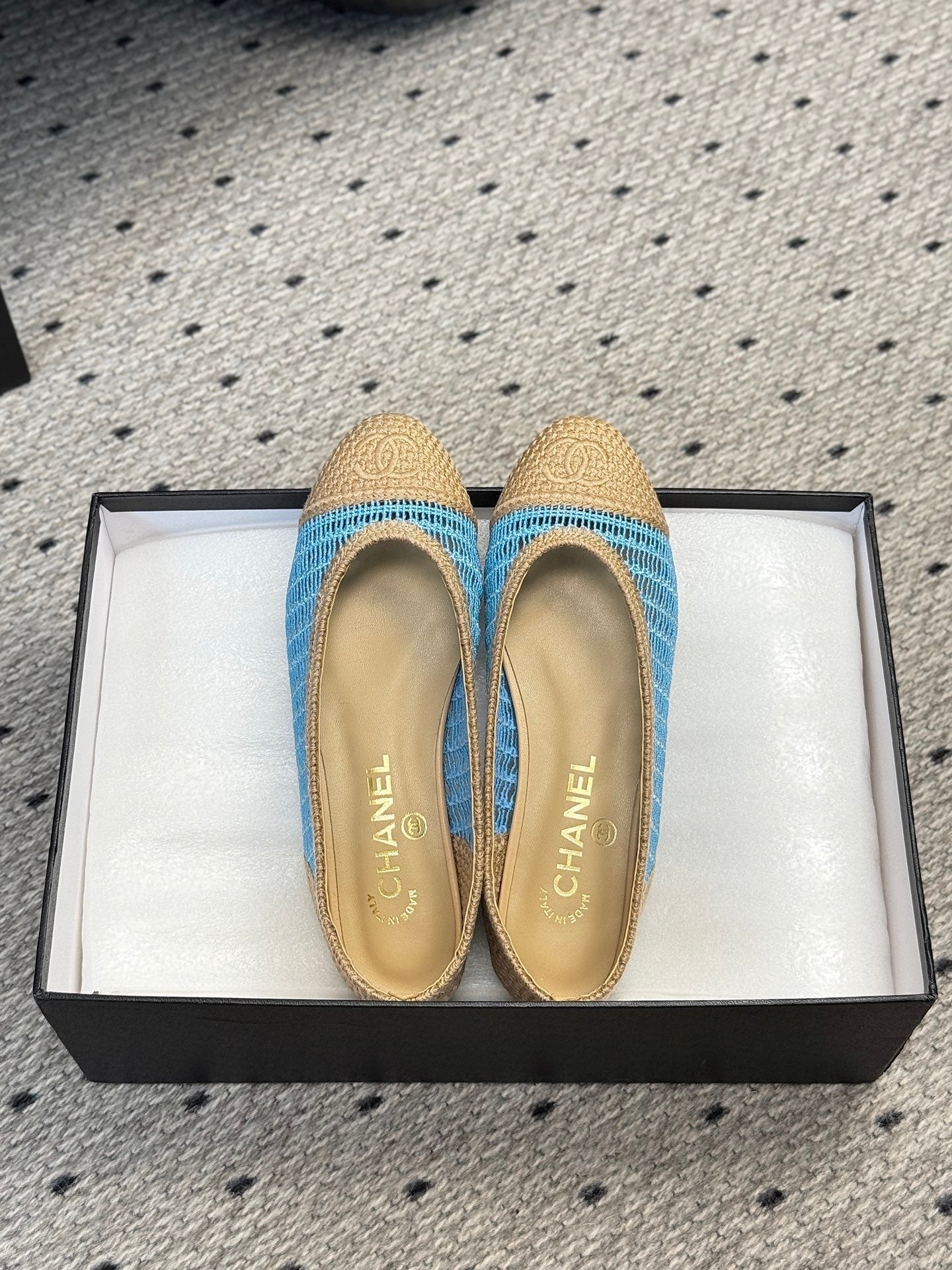 CC 25 Ballet Flat Blue Beige Raffia