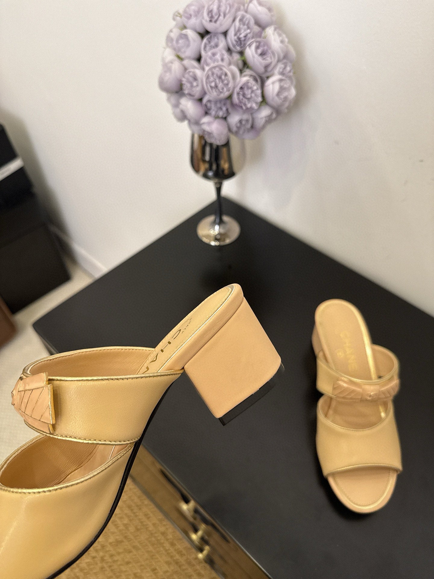 CC 25 Mule Beige Calfskin 365810