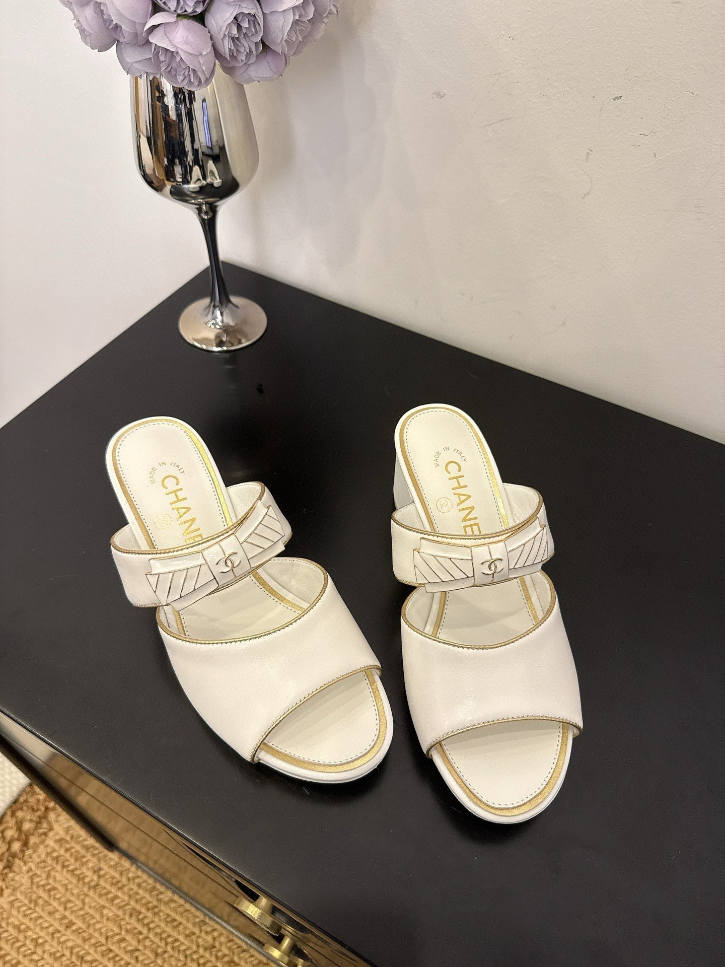 CC 25 Mule White Calfskin 365811