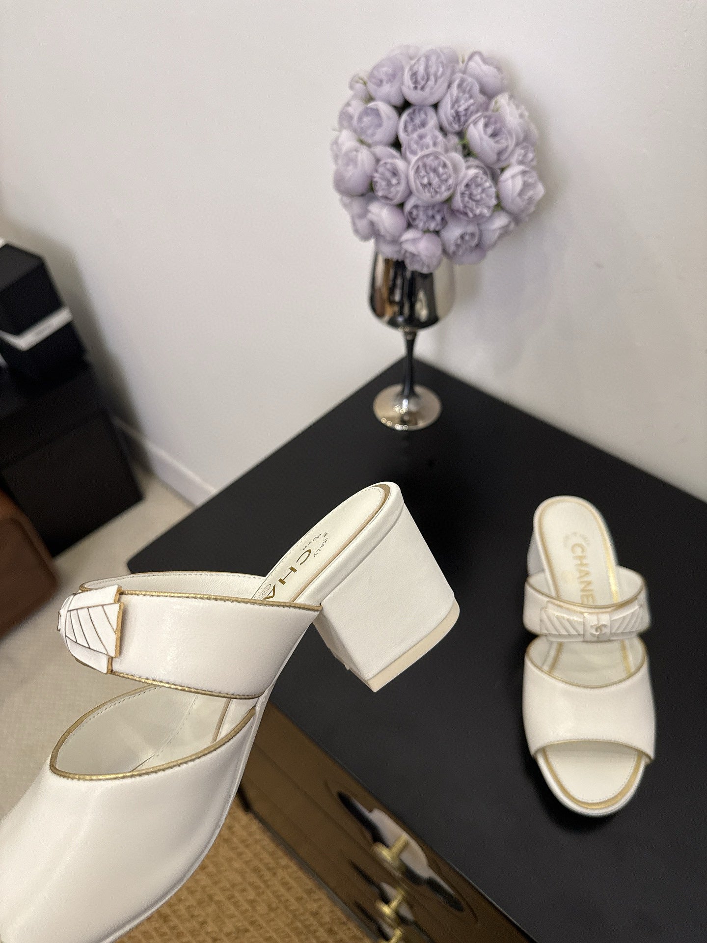 CC 25 Mule White Calfskin 365811