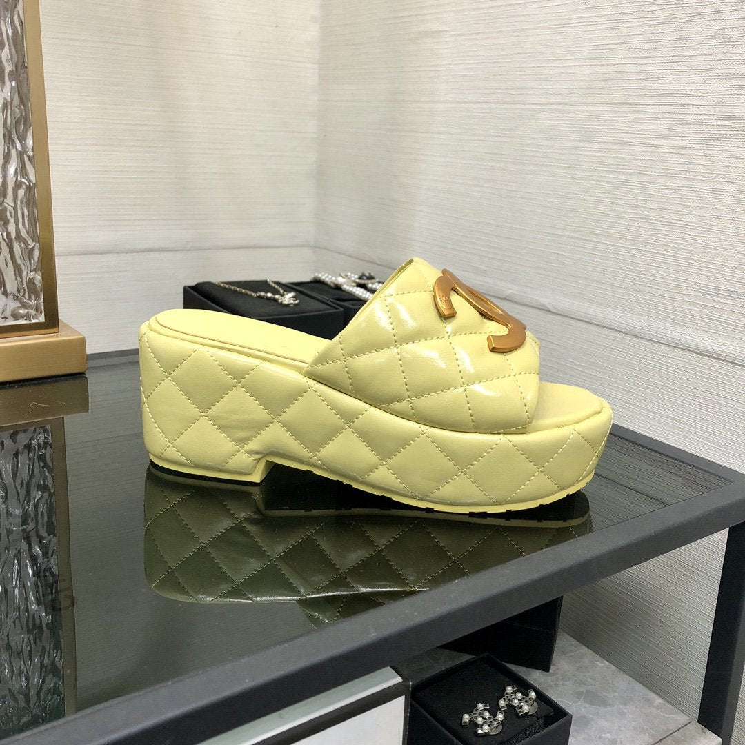 mule sandal 95 lime quilted waxed leather