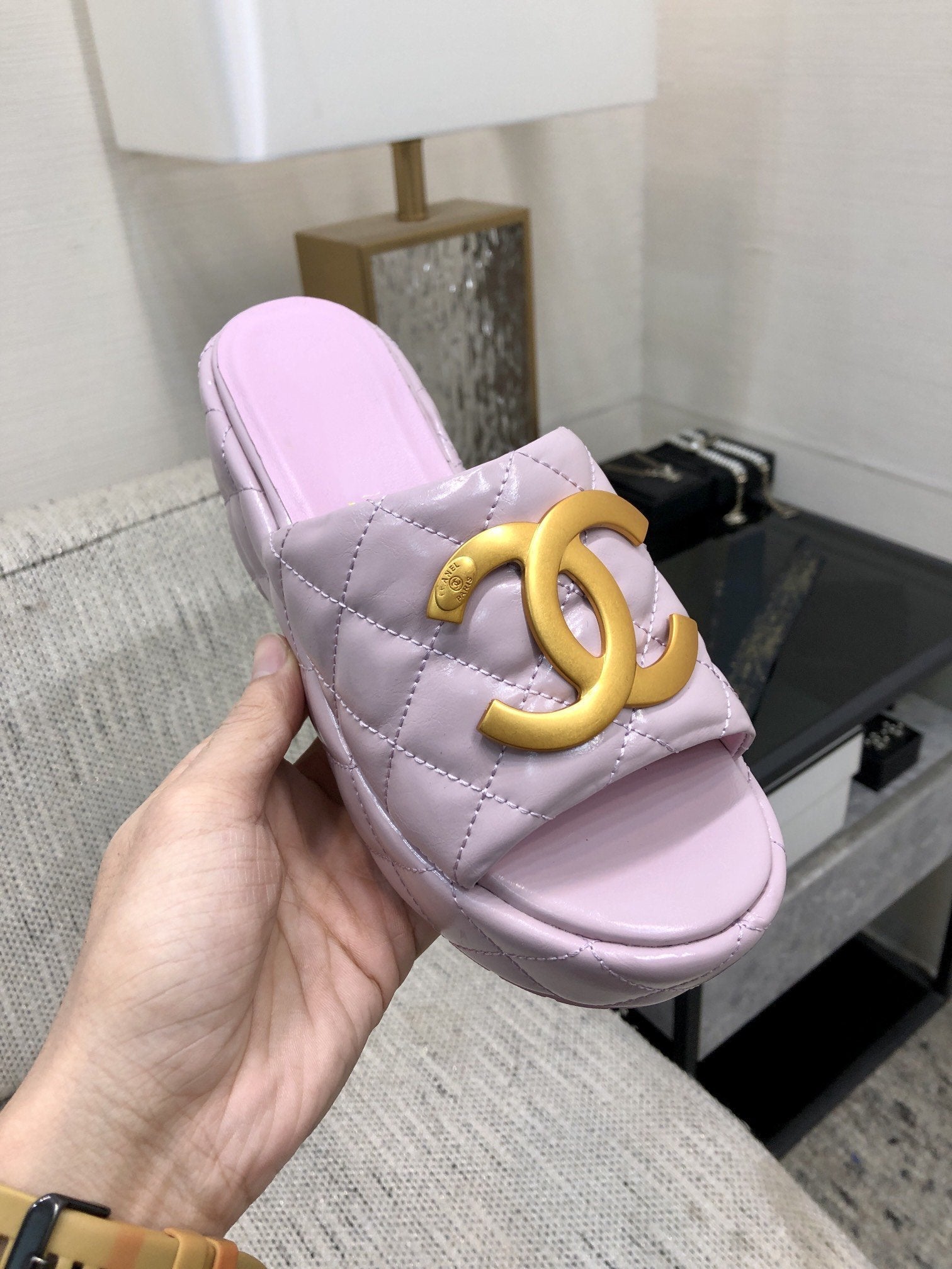mule sandal 95 pink quilted waxed leather