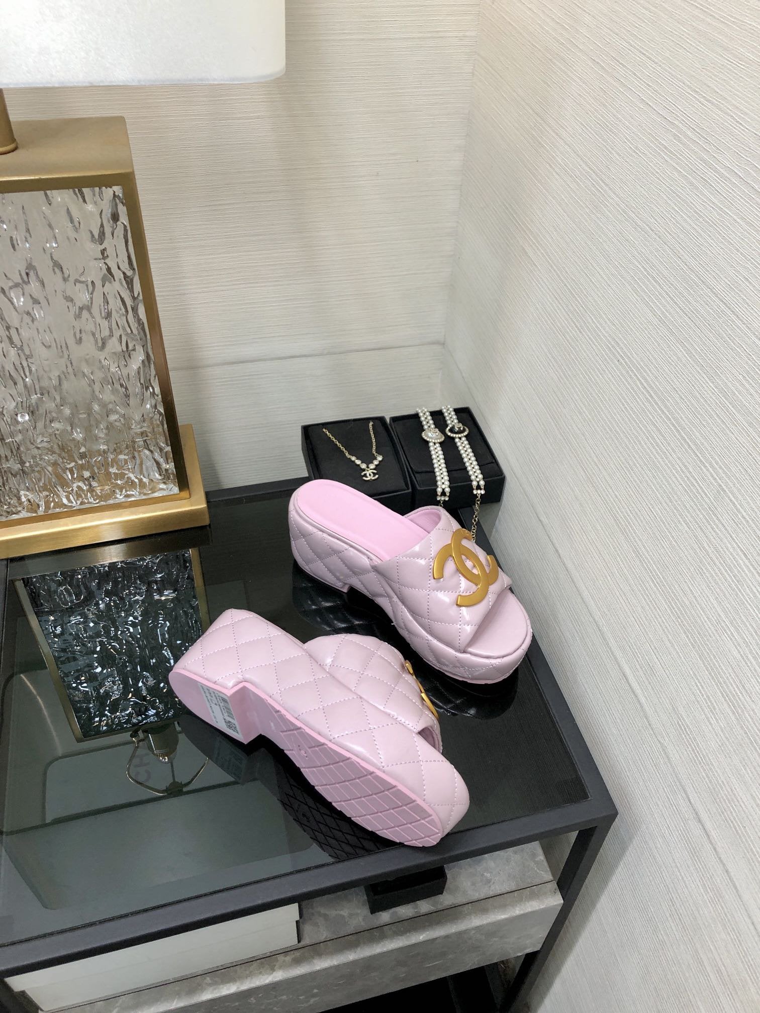 mule sandal 95 pink quilted waxed leather
