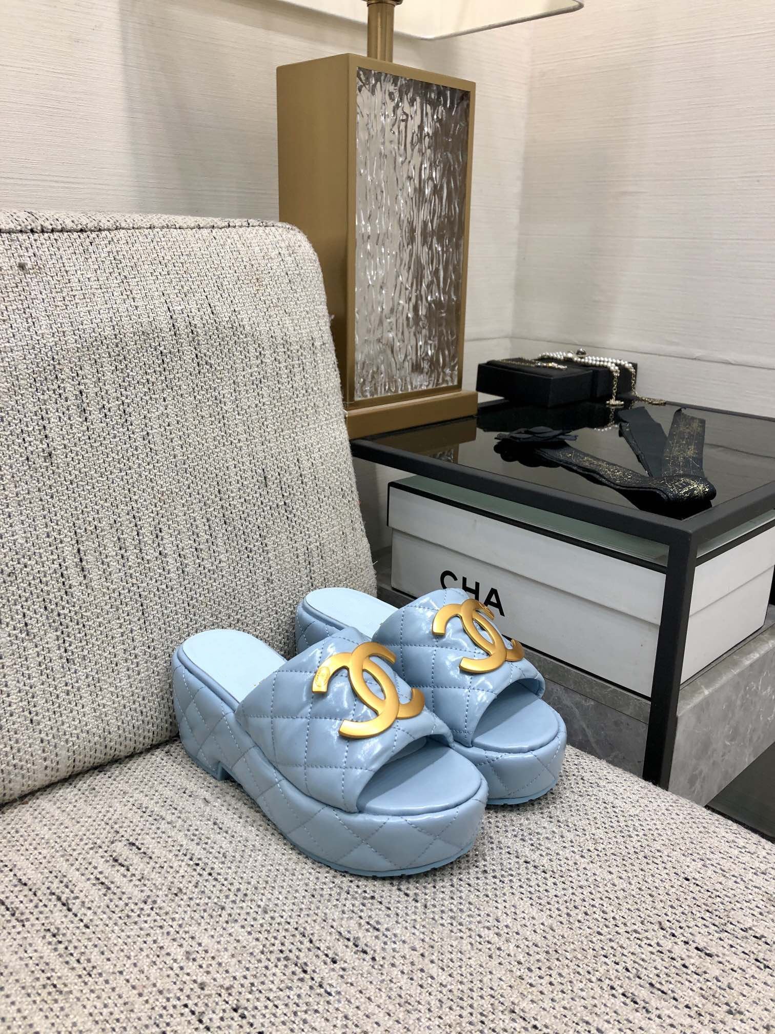 mule sandal 95 cloud blue quilted waxed leather