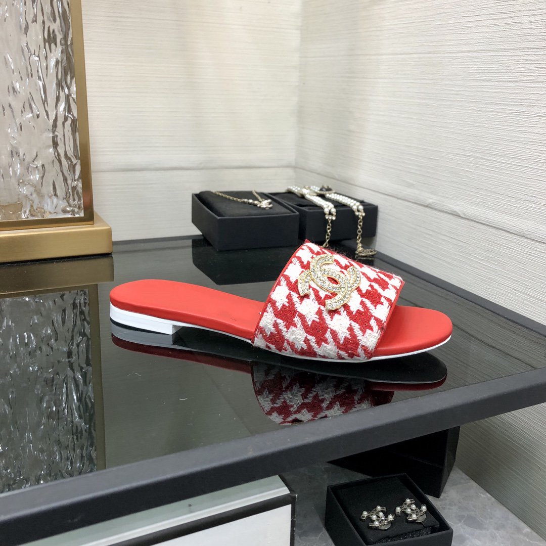 mule sandal red white houndstooth fabric