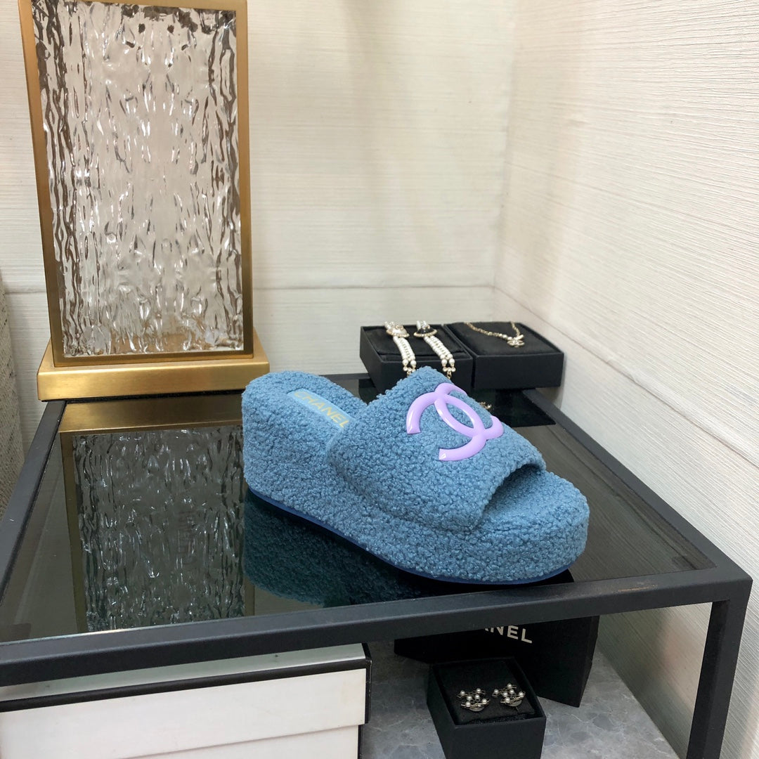 CC Wedge Sandal Cerulean Wool