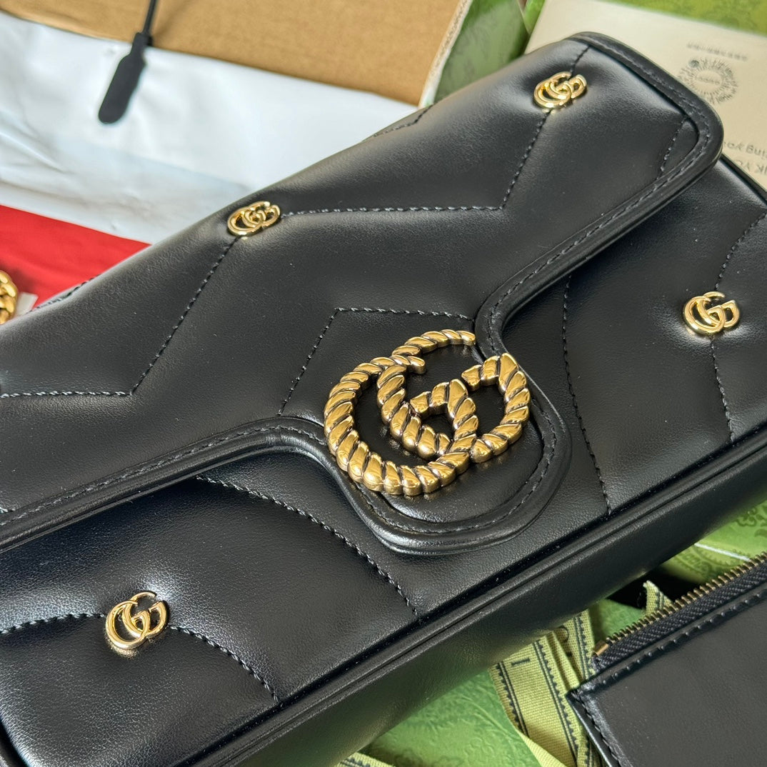 gg marmont 21cm black calfskin double g stud gold hardware