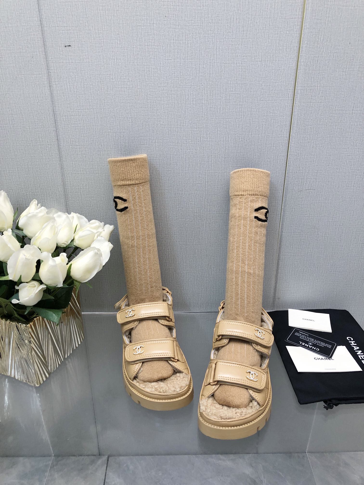 DAD SANDAL YELLOW CREAM LAMBSKIN