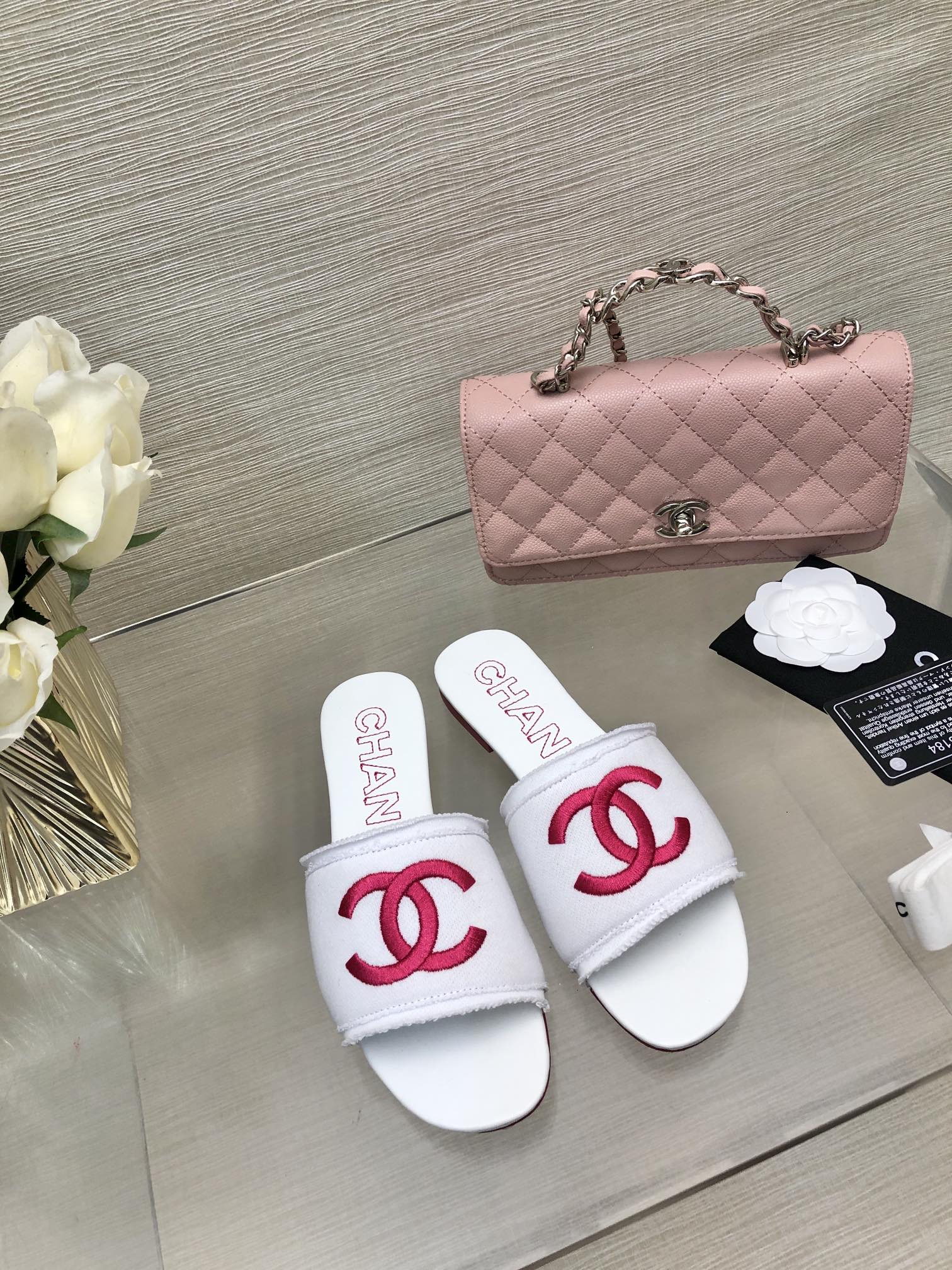 CC 25C Slippers White Fabric Material 212968