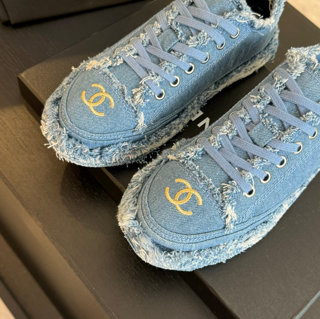 cc low sneaker blue denim embroidery canvas
