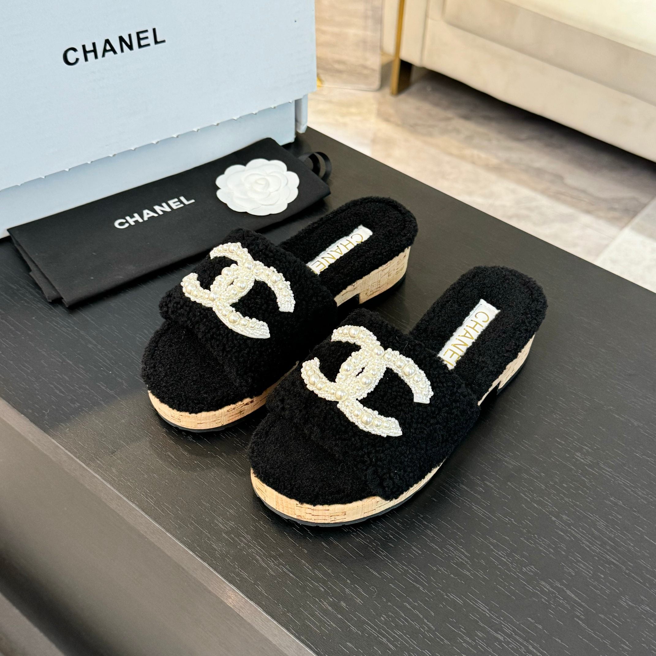CC Slippers Black Wool