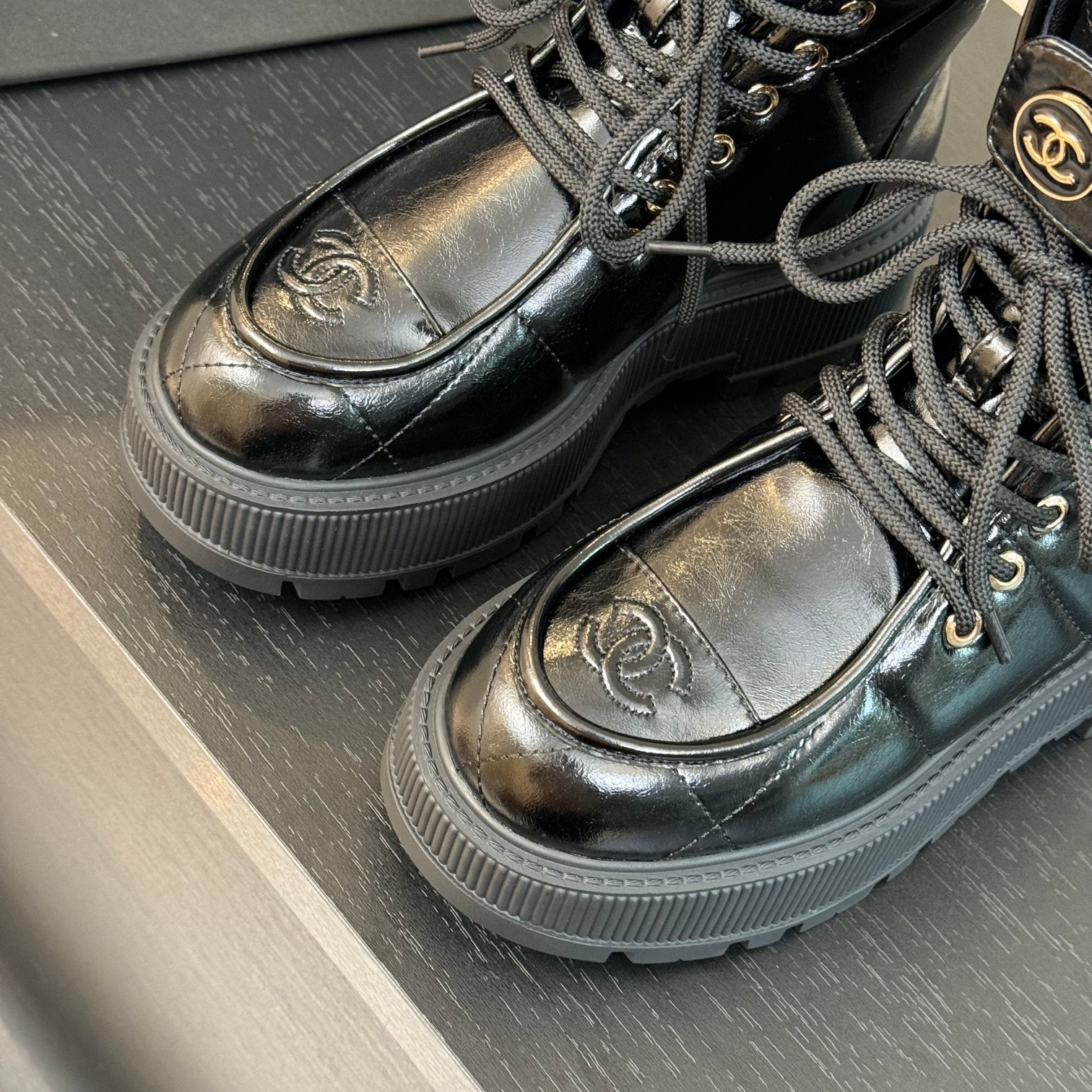 CC Short Boots Glossy Black Quilted Cowhide