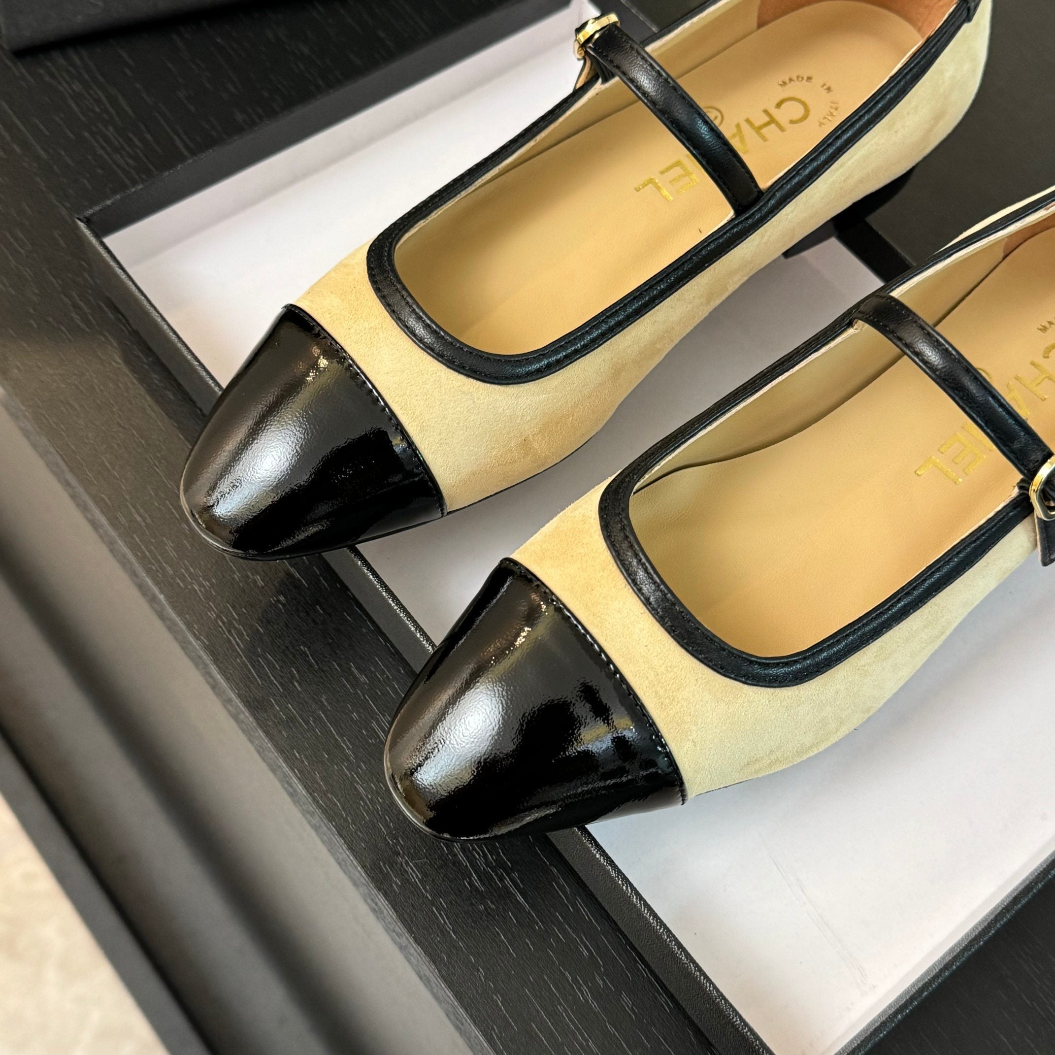 CC Mary Jane Black Beige Suede