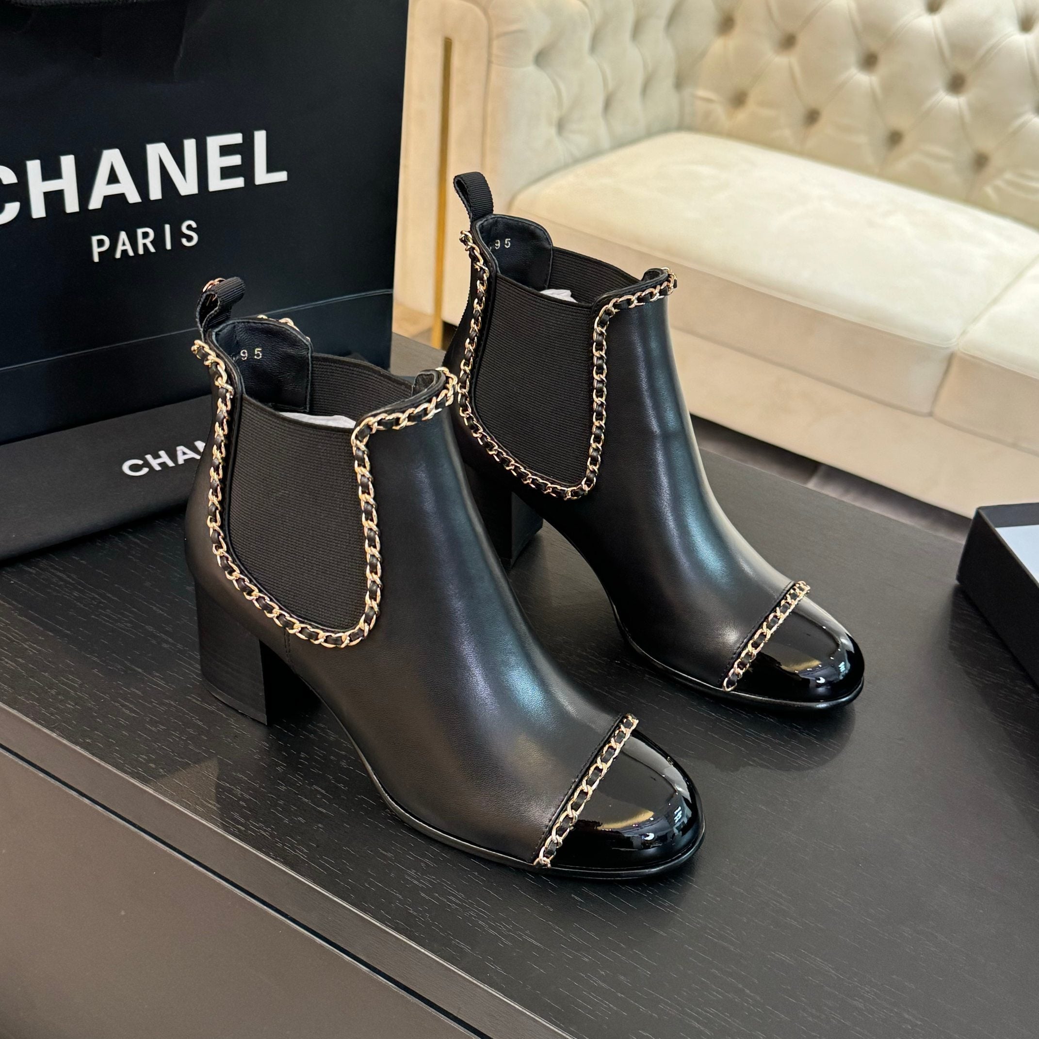 CC Ankle Boots Black Chain Cowhide