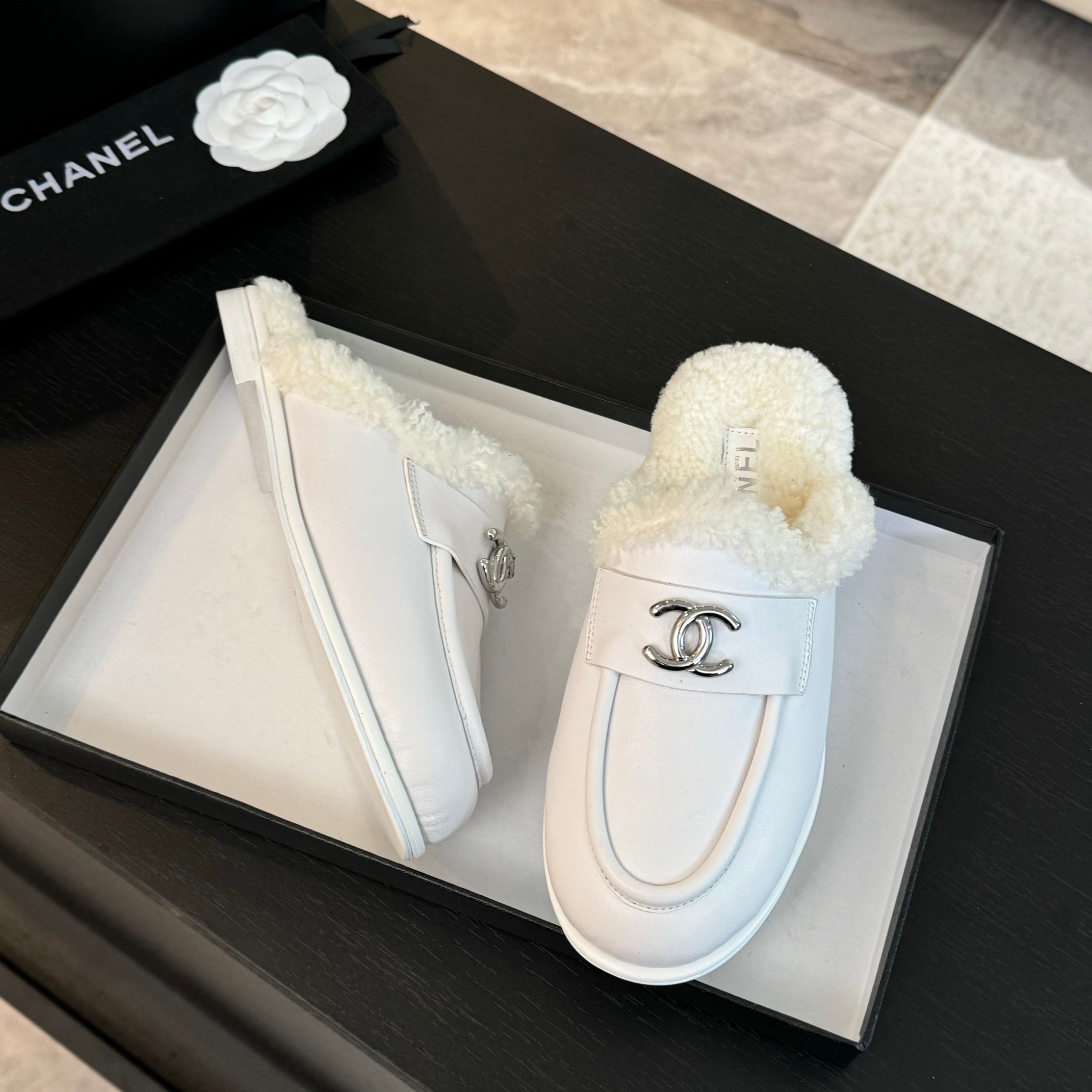 CC Mule White Calfskin Lamb Wool