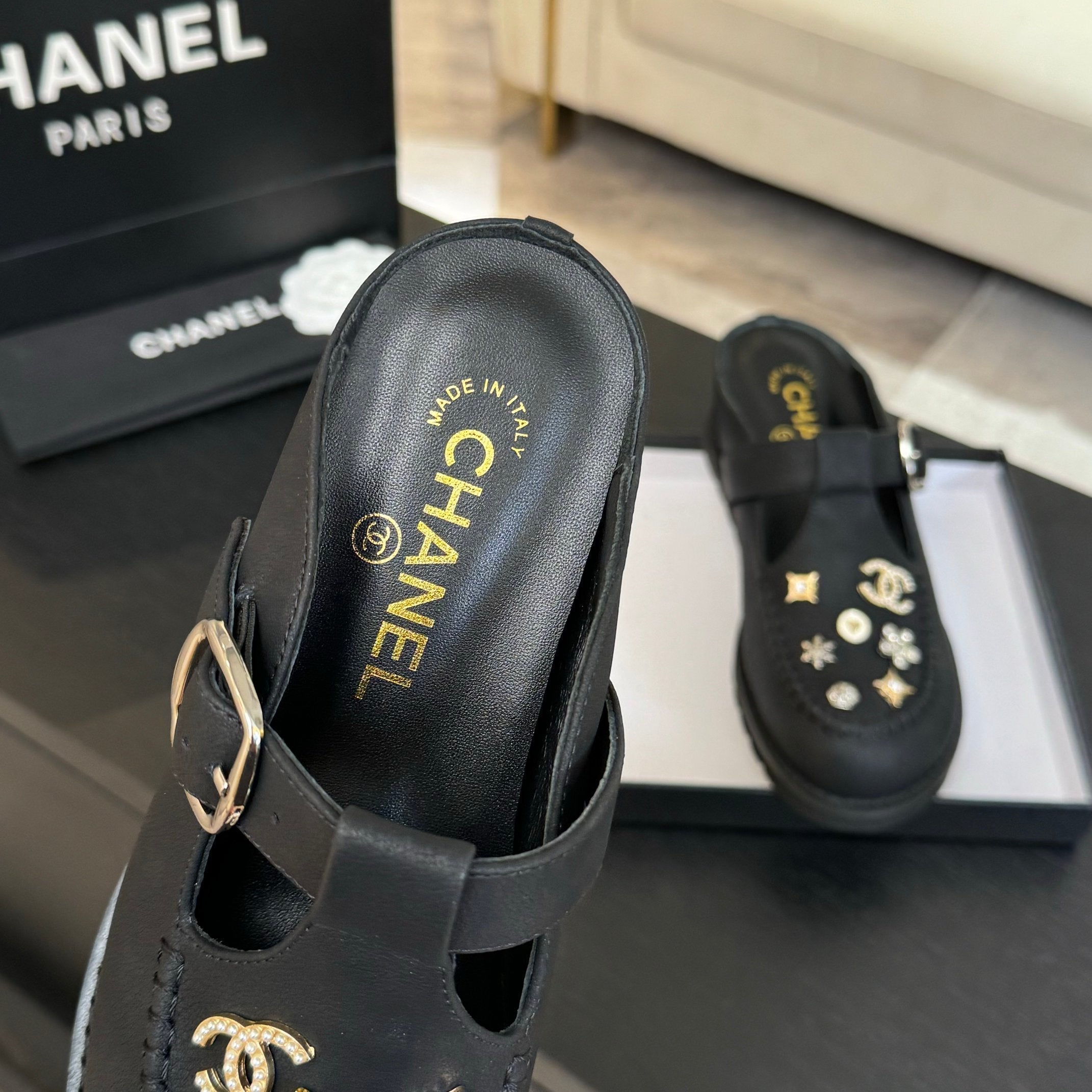 CC 25C Mule Sandal Black Imported Cowhide 212946