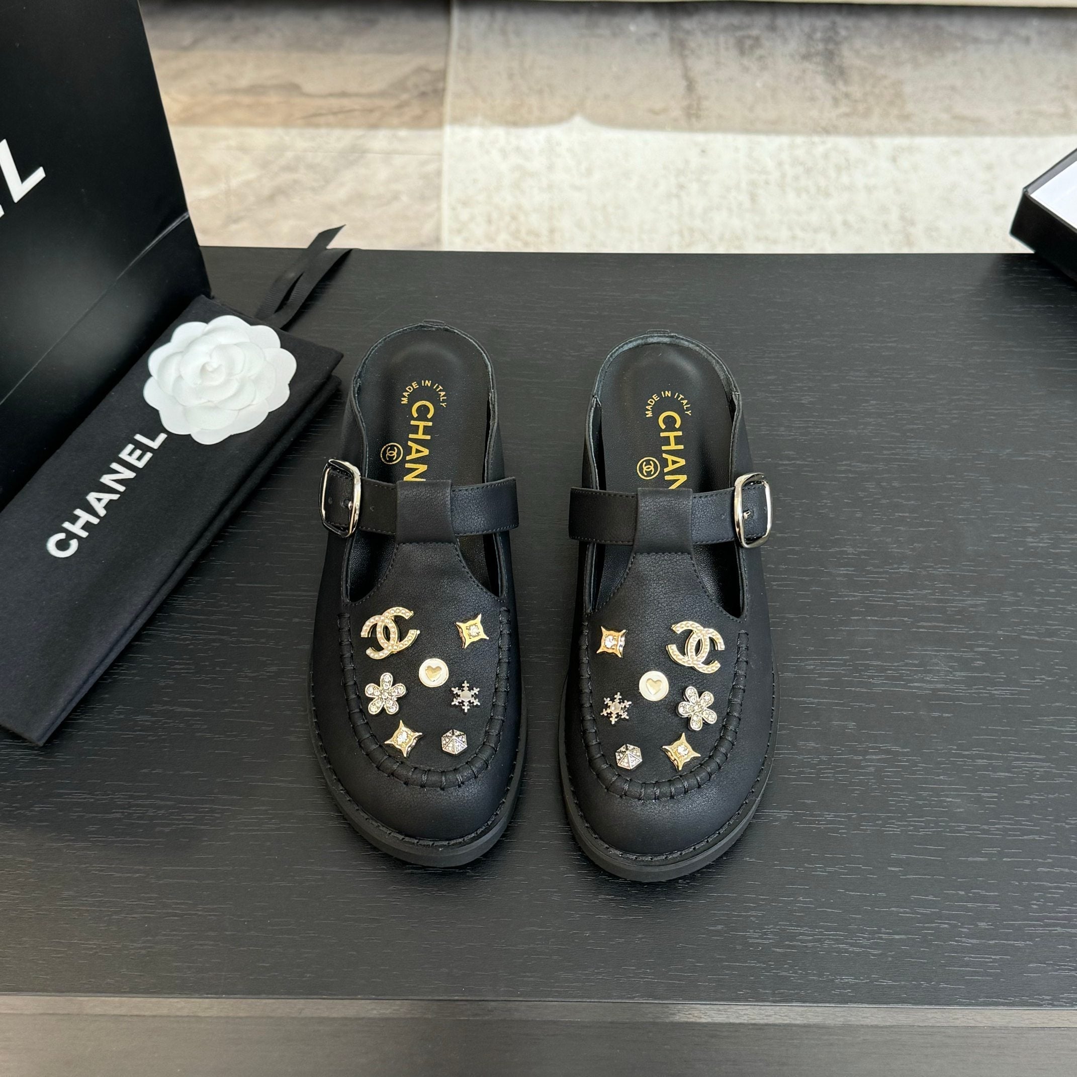 CC 25C Mule Sandal Black Imported Cowhide 212946