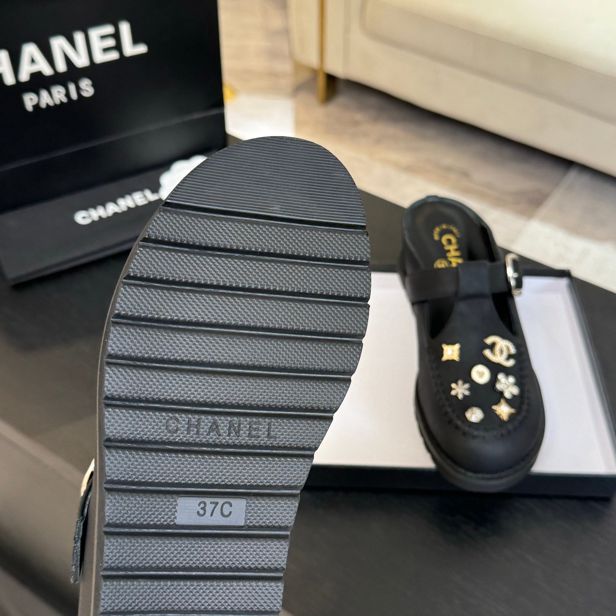 CC 25C Mule Sandal Black Imported Cowhide 212946