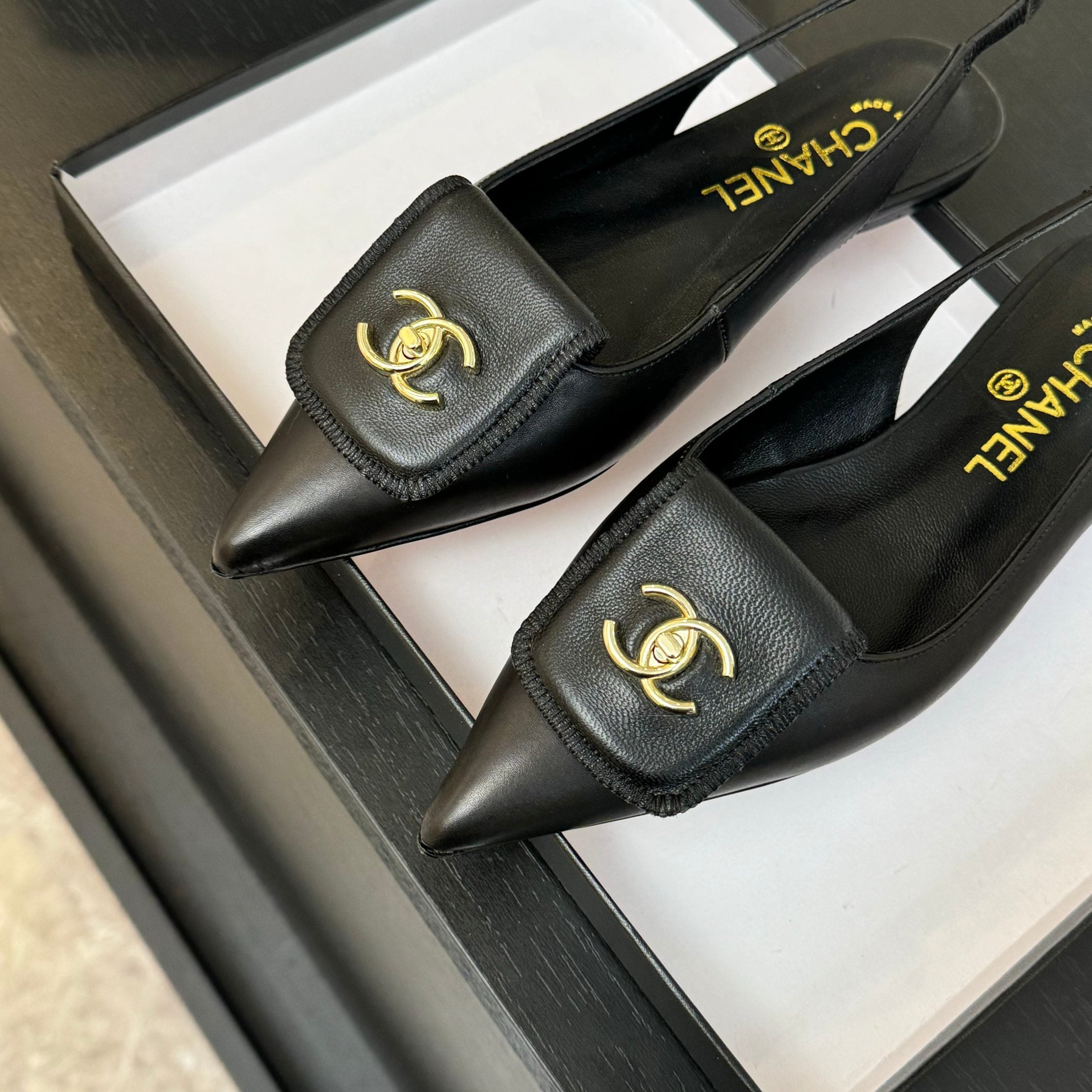 CC 25C Slingback Flat Black Genuine sheepskin 212949