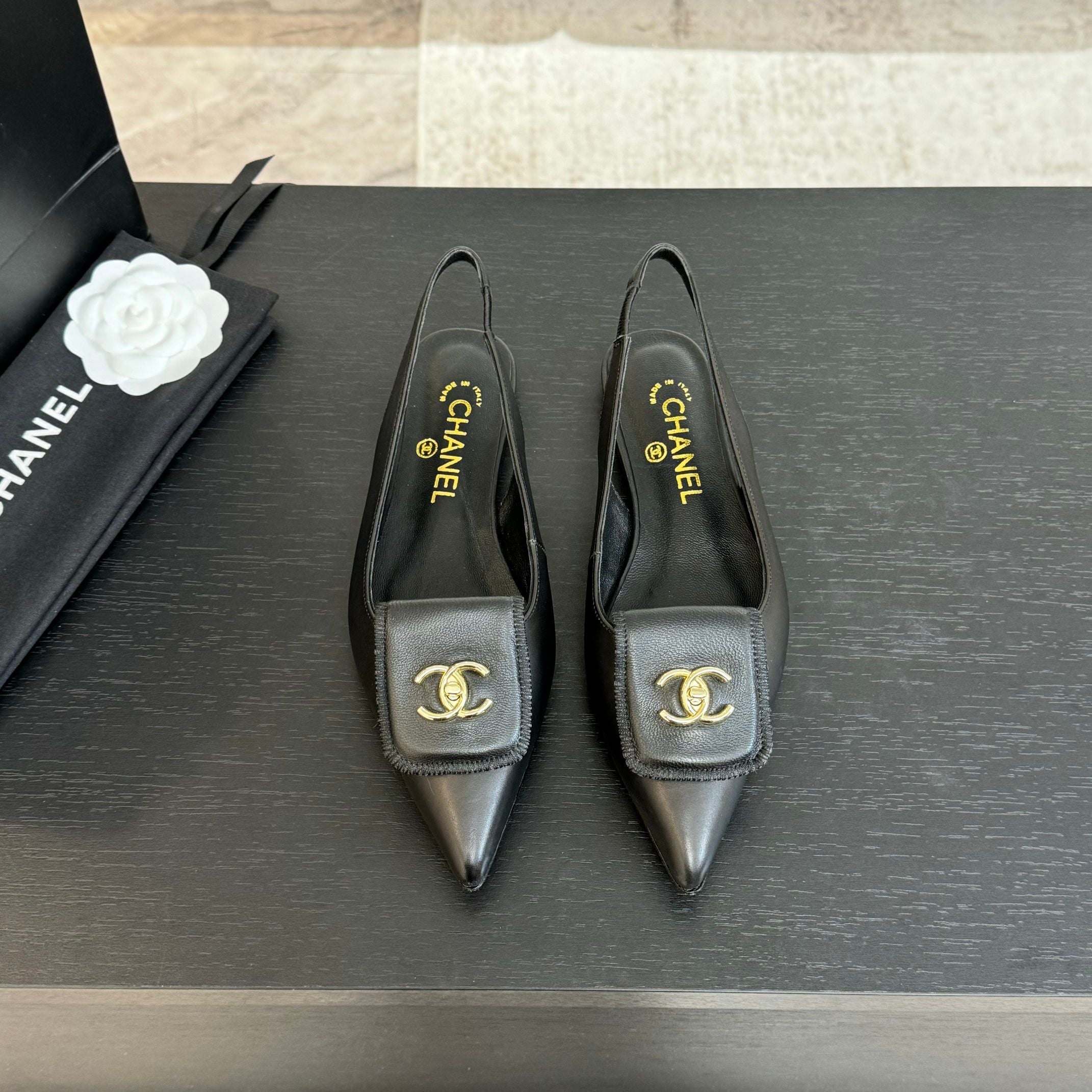 CC 25C Slingback Flat Black Genuine sheepskin 212949