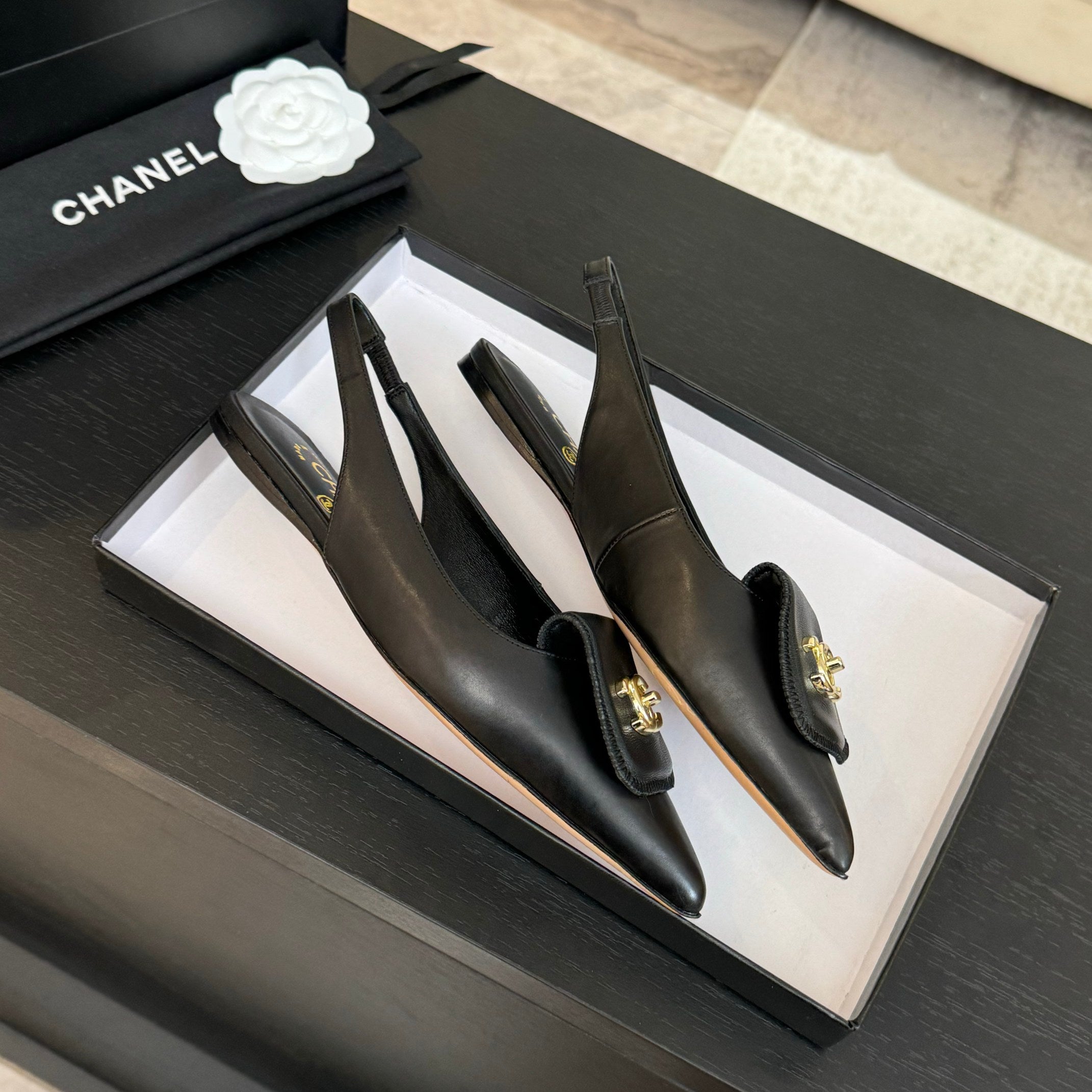 CC 25C Slingback Flat Black Genuine sheepskin 212949