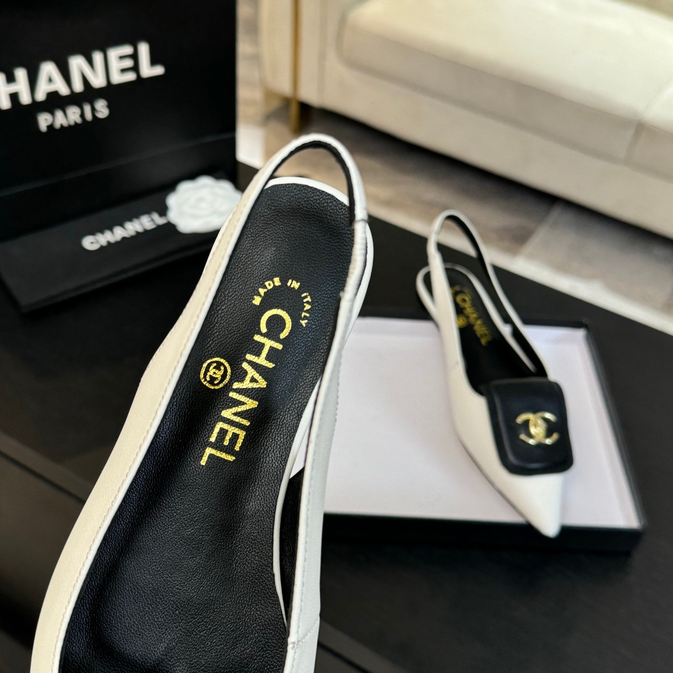 CC 25C Slingback Flat White Genuine sheepskin 212950