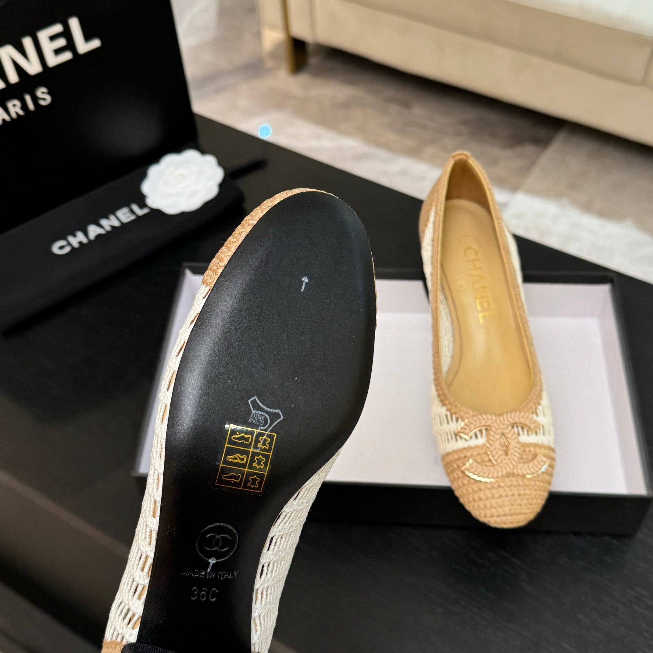 CC 25P Ballet Heel 50mm White Beige Raffia Large Logo