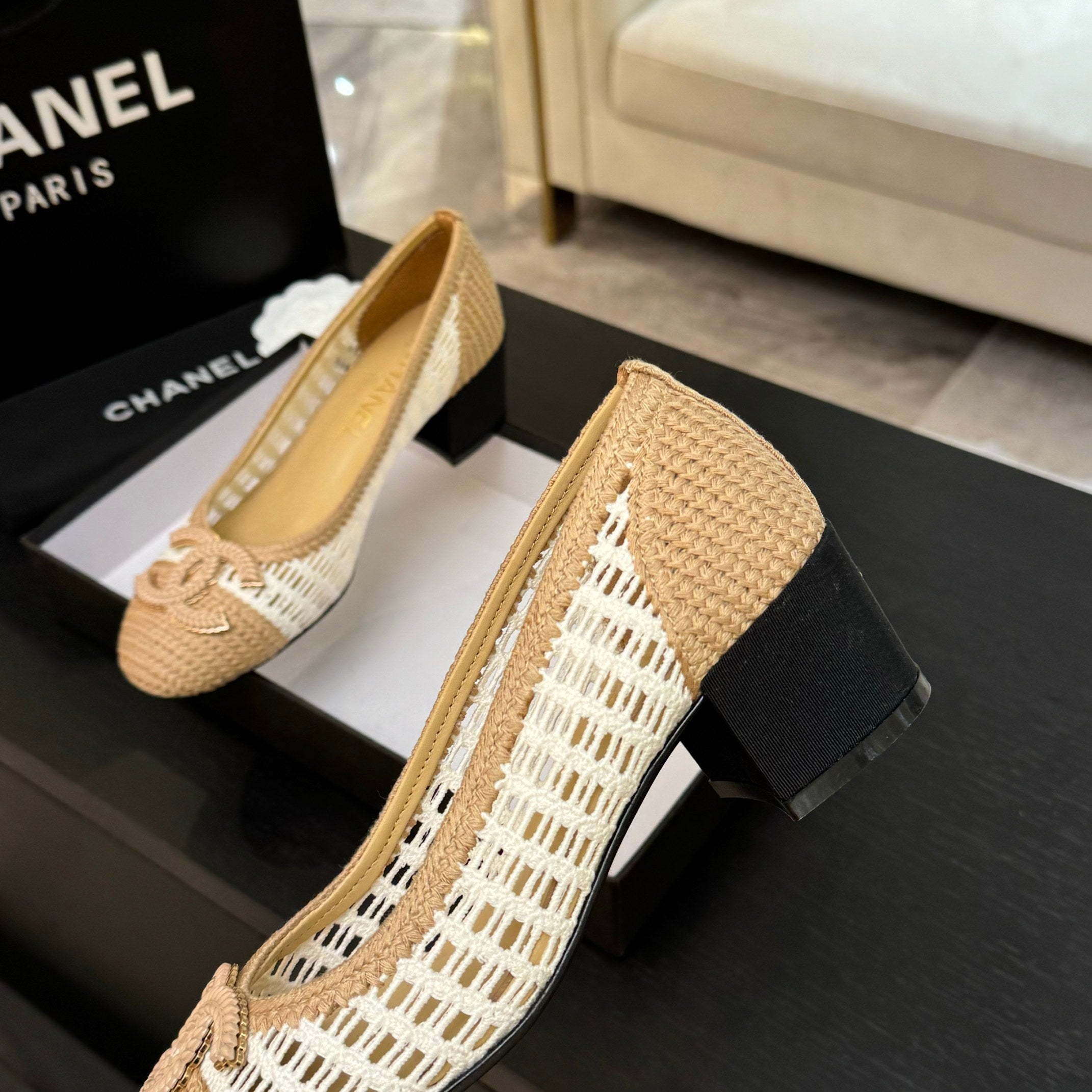 CC 25P Ballet Heel 50mm White Beige Raffia Large Logo