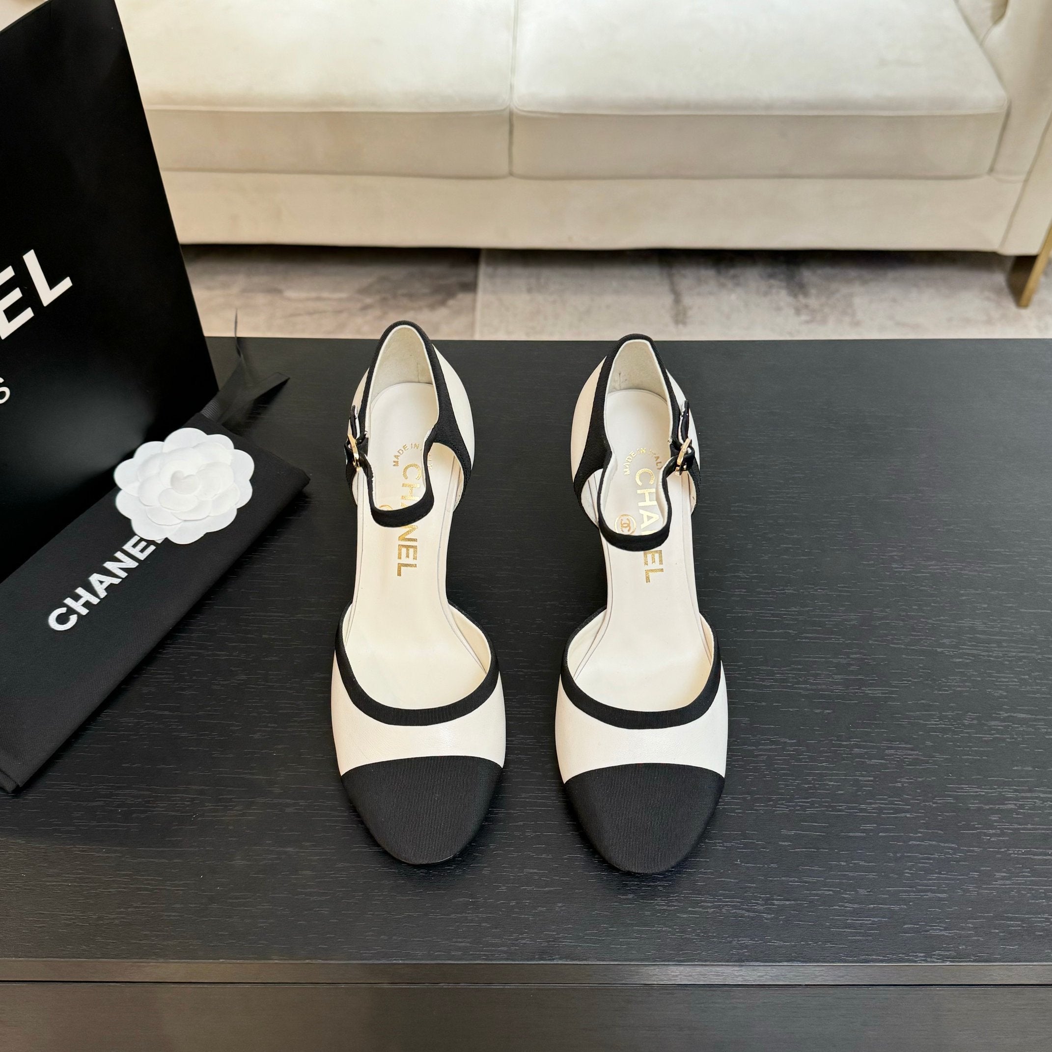 CC 25S Slingback 85mm White Calfskin Black Grosgrain