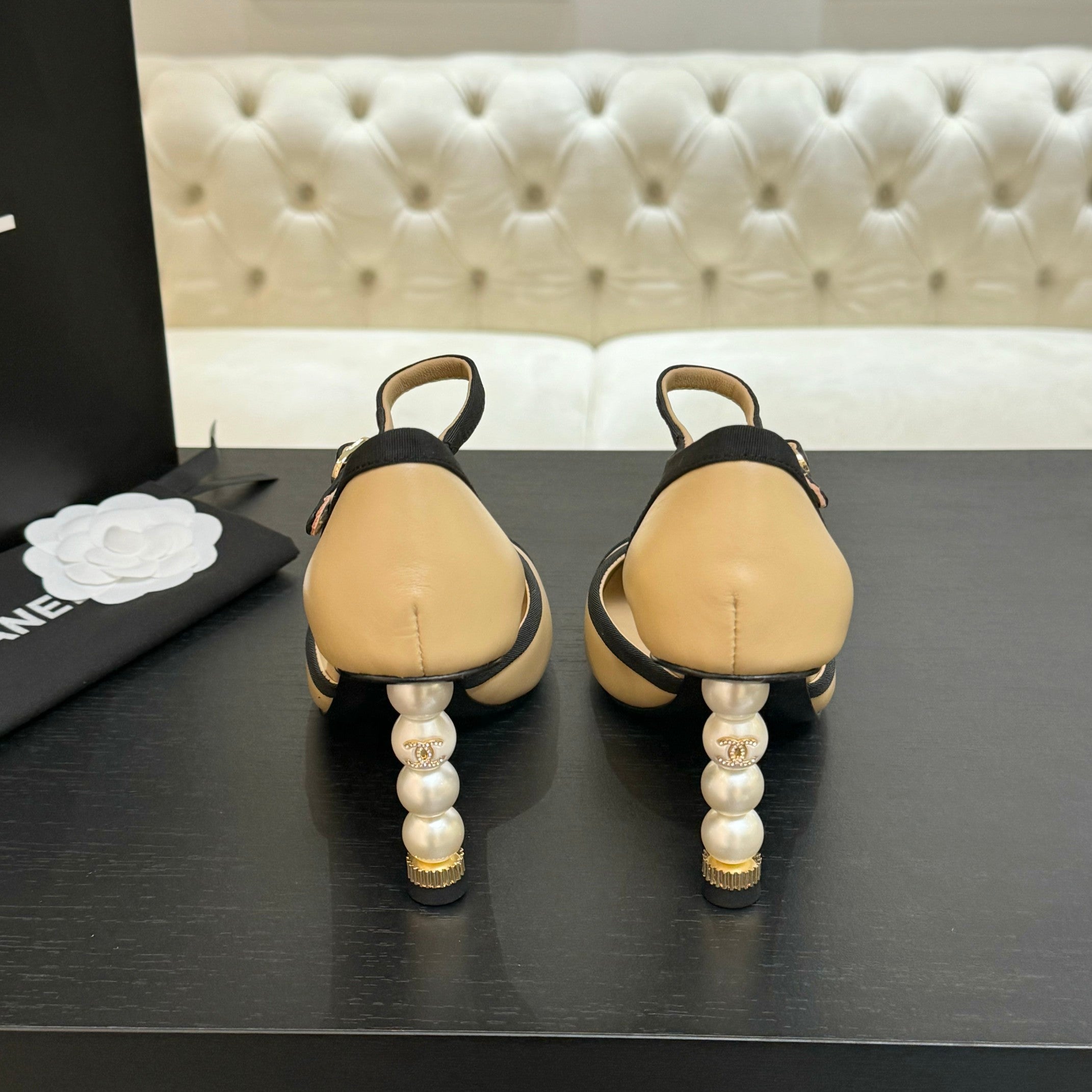 CC 25S Slingback 85mm Beige Calfskin Black Grosgrain