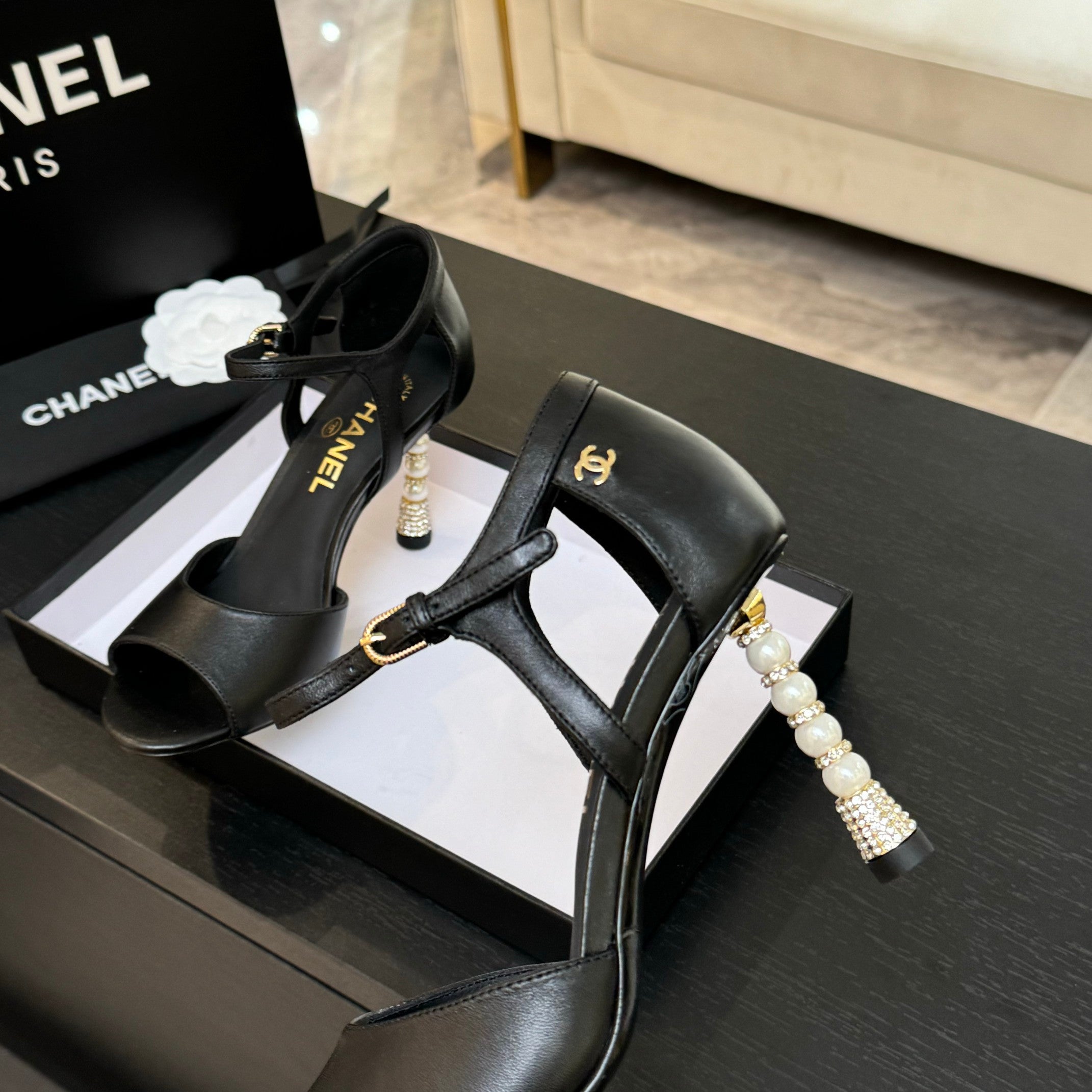 CC 25S Sandal Heel 85mm Black Calfskin