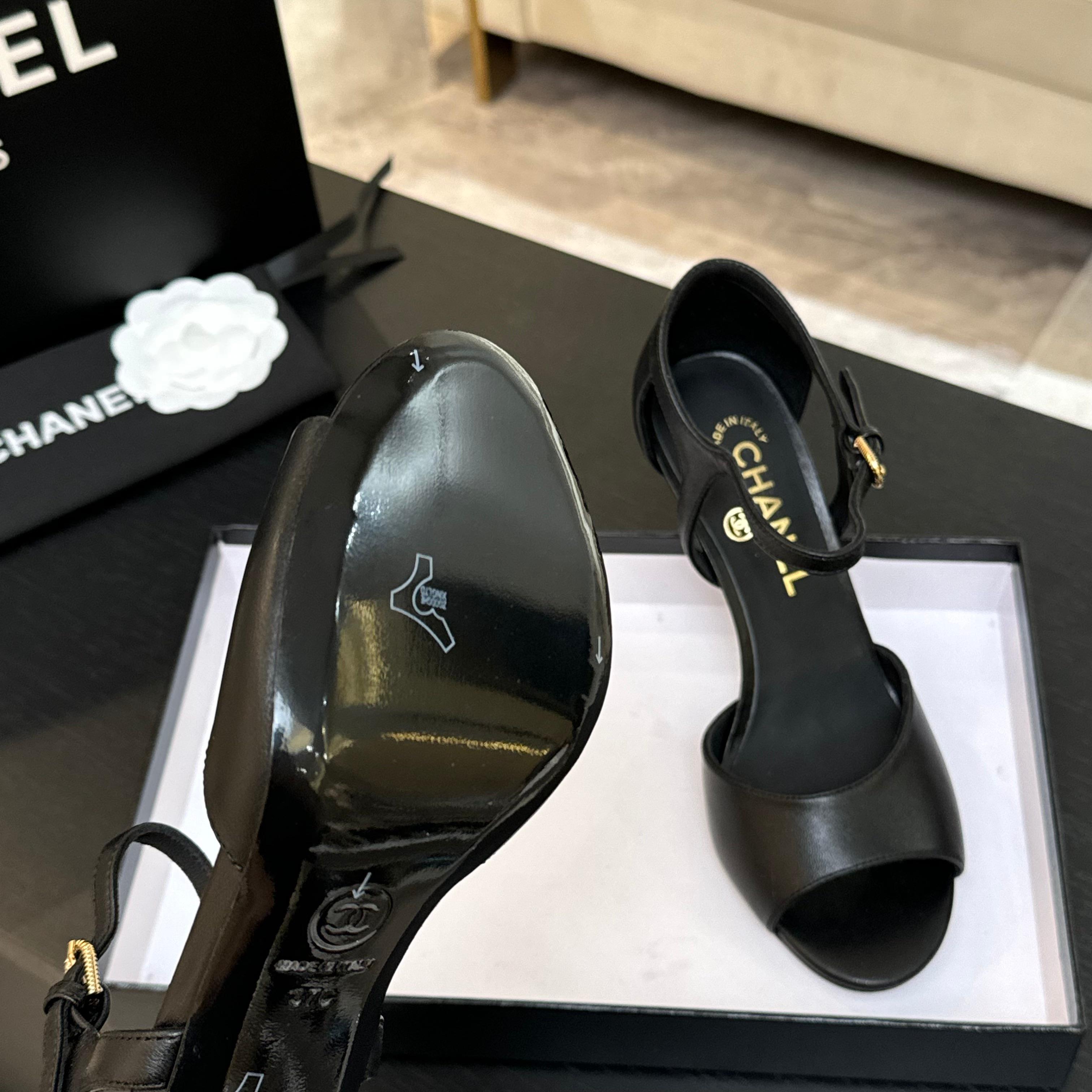 CC 25S Sandal Heel 85mm Black Calfskin