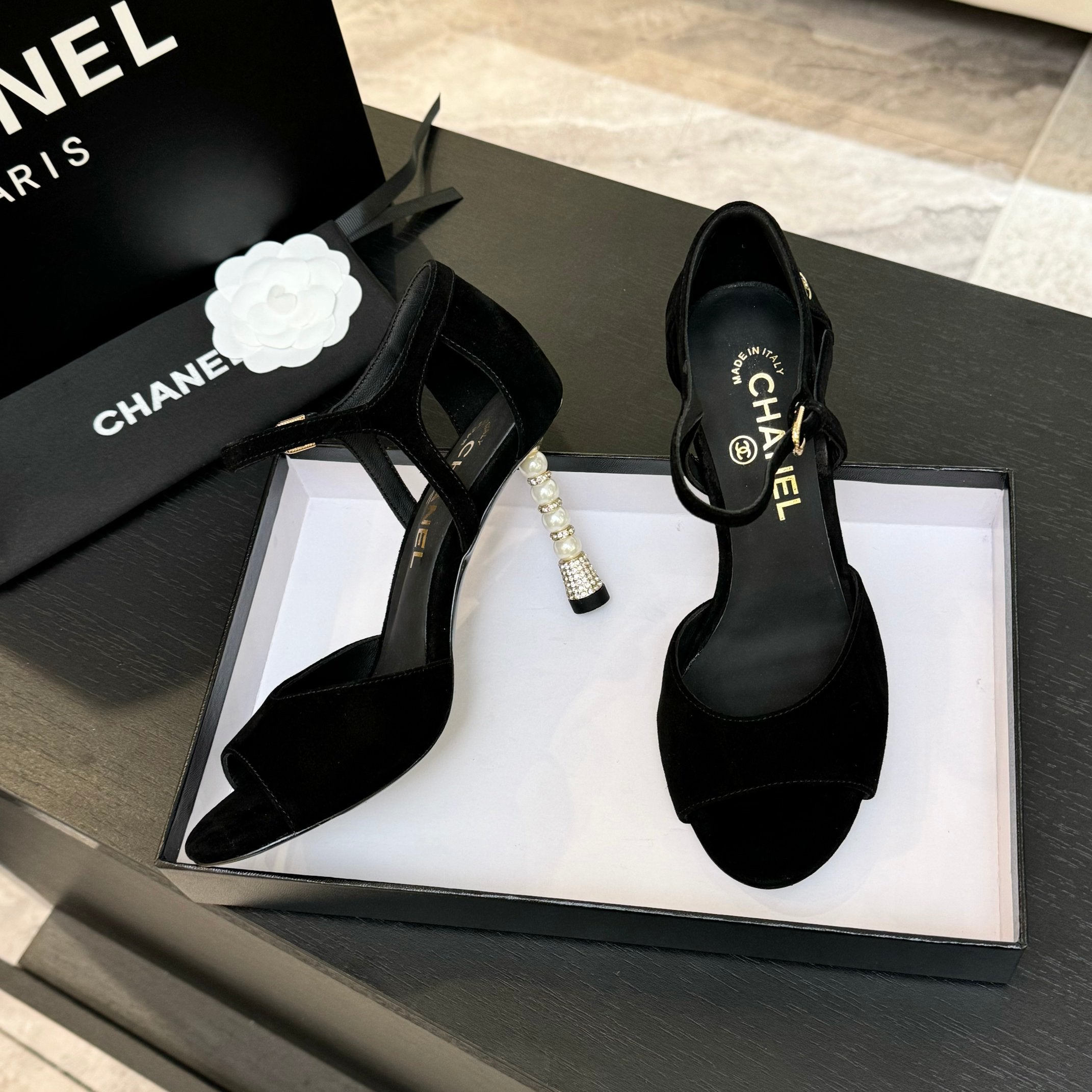 CC 25S Sandal Heel 85mm Black Suede