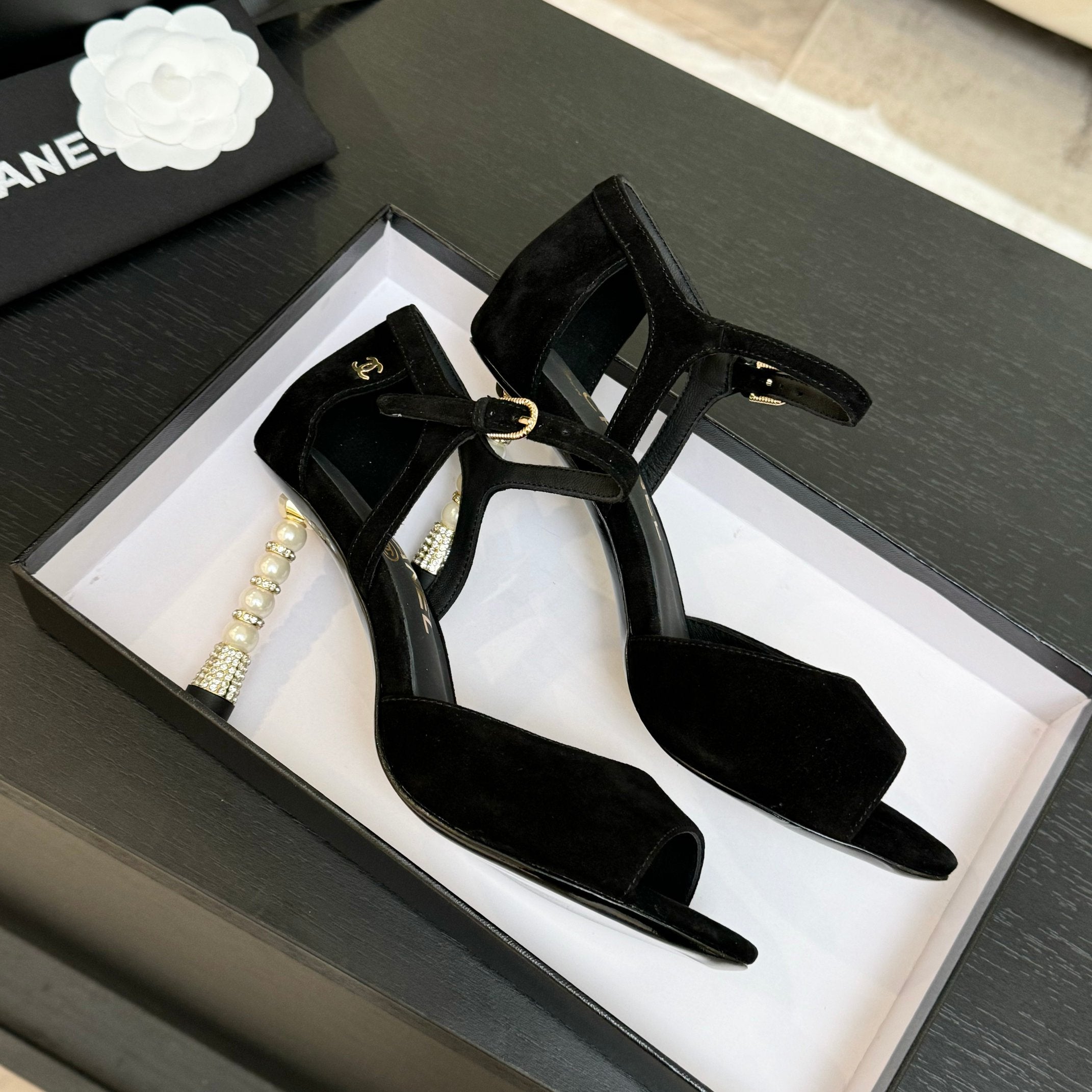 CC 25S Sandal Heel 85mm Black Suede