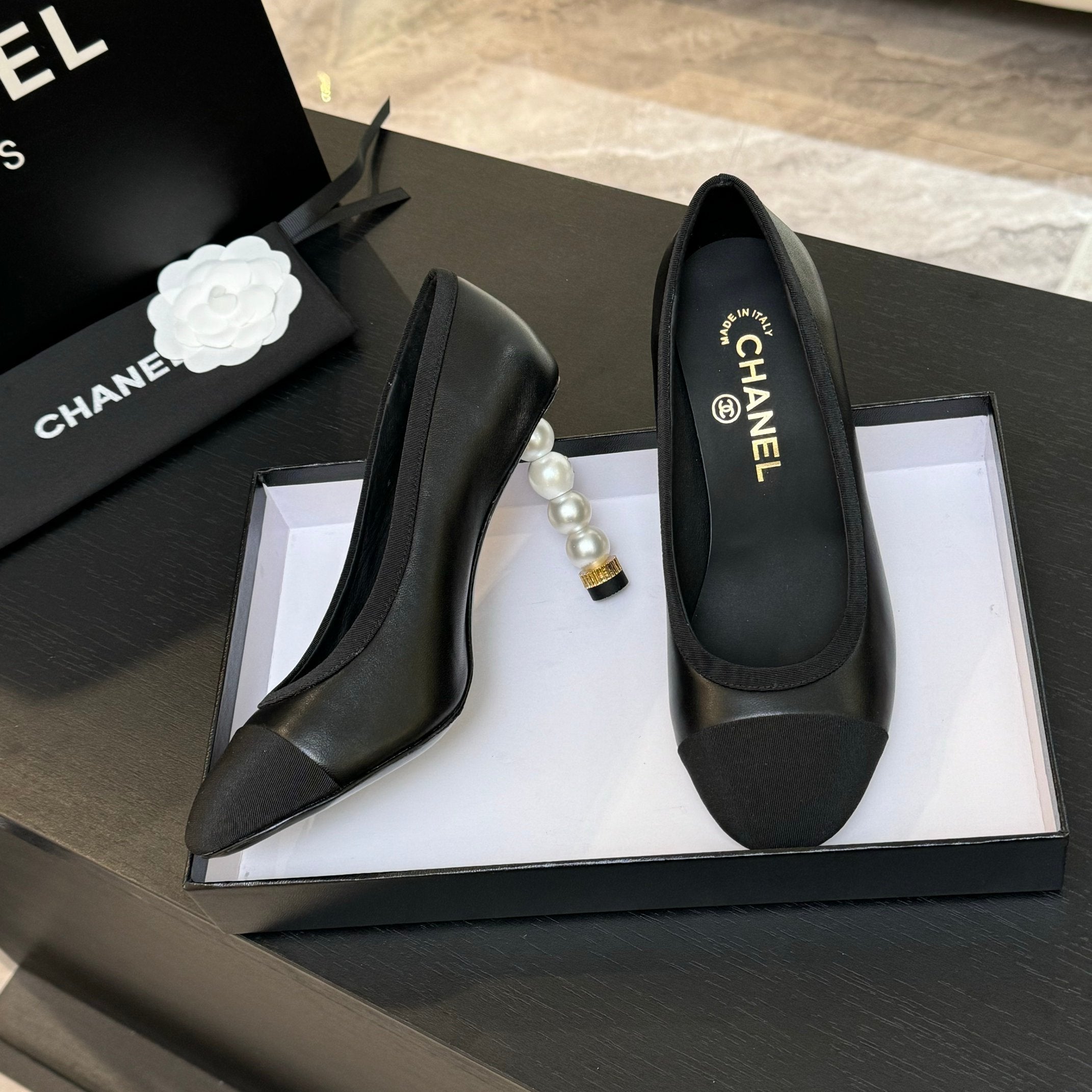 CC 25S Pump 85mm Black Calfskin Grosgrain