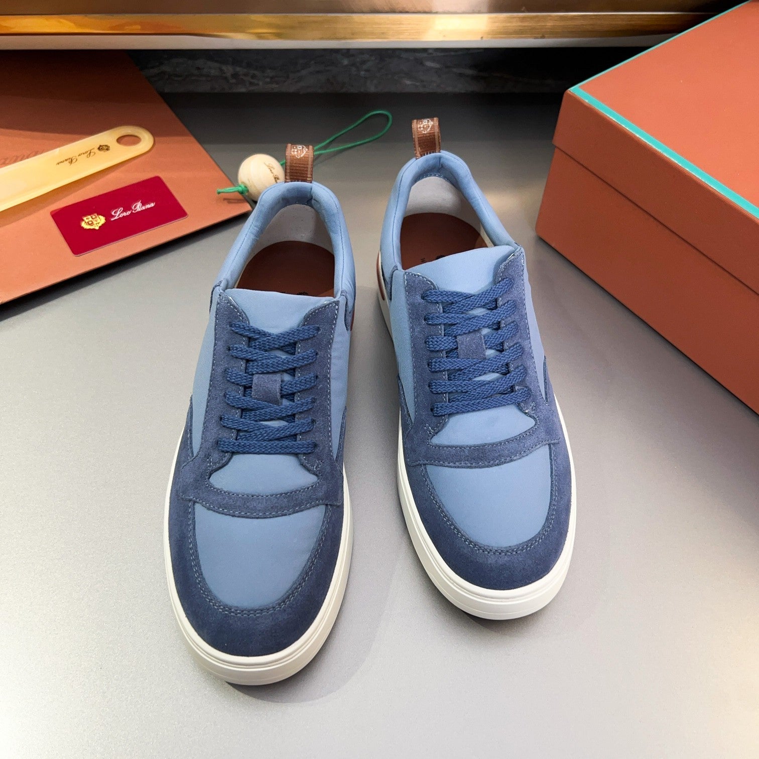 LP NEWPORT WALK SNEAKERS SKY SUEDE