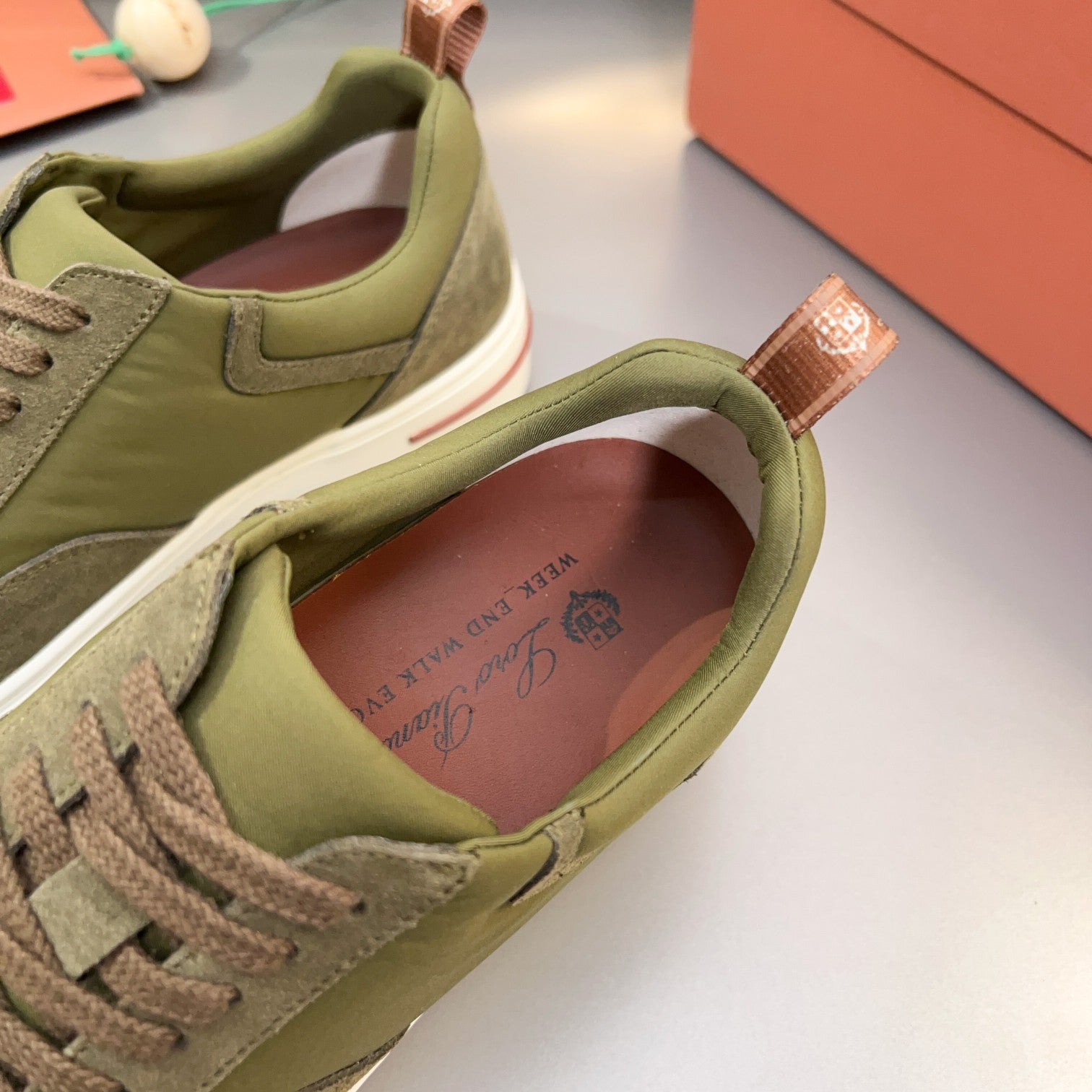 LP NEWPORT WALK SNEAKERS OLIVE SUEDE